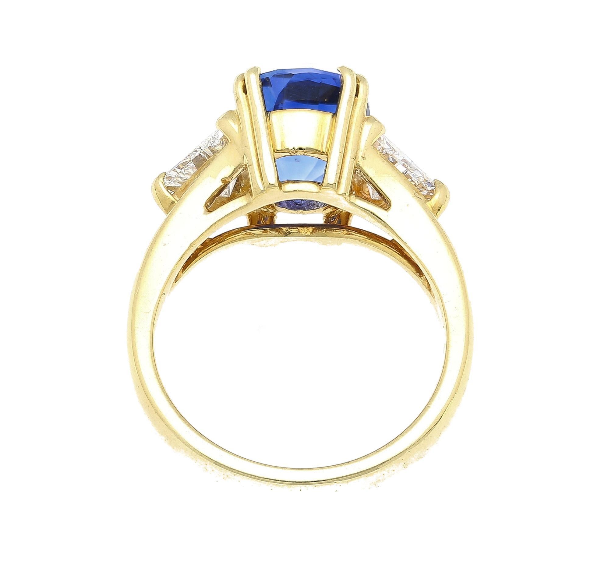 AGL Certified 4.49 Carat Burma No Heat Blue Sapphire and Diamond 3 Stone Ring In New Condition For Sale In Miami, FL