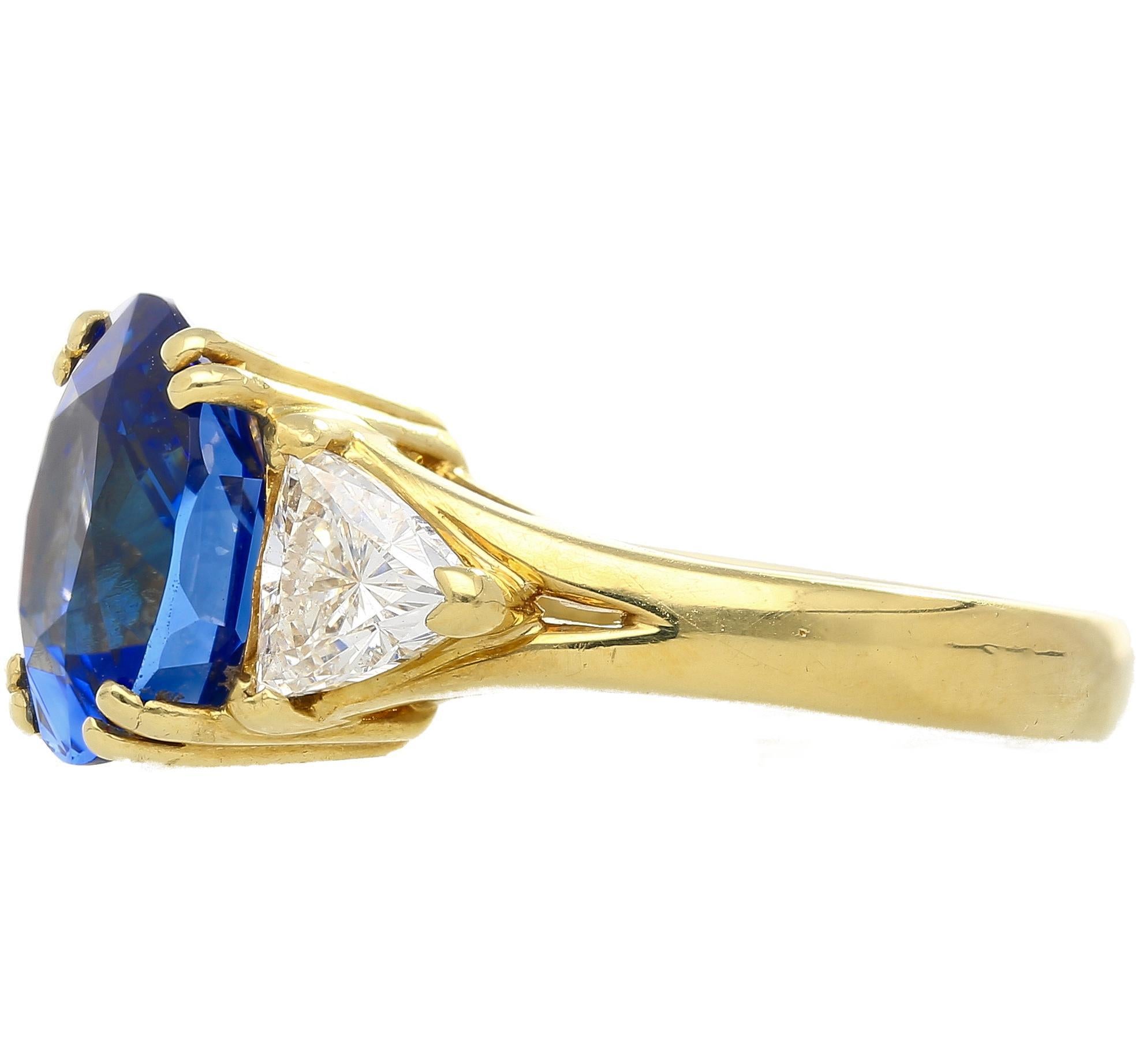 AGL Certified 4.49 Carat Burma No Heat Blue Sapphire and Diamond 3 Stone Ring For Sale 1