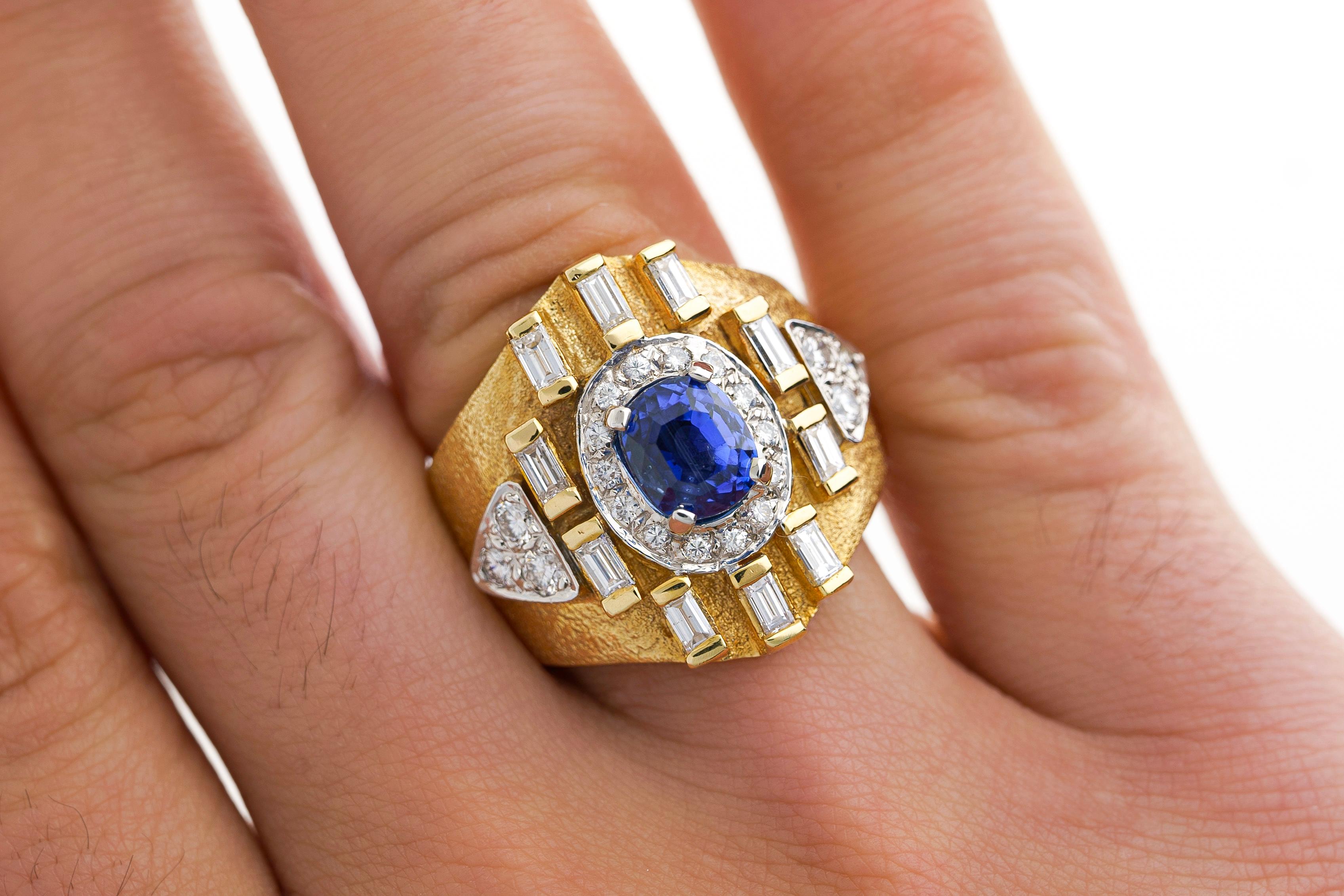 AGL Certified 4.5 Carat Blue Sapphire & Baguette Diamond Mens Matte Finish Ring For Sale 2