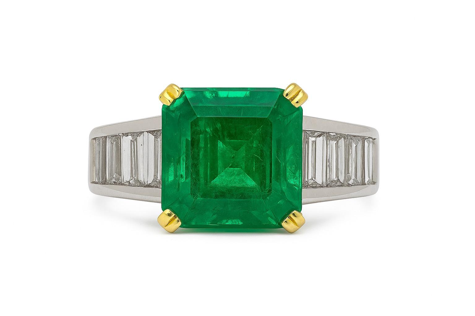 AGL zertifiziert 4,59 Karat natürlichen kolumbianischen Smaragd Ring im Zustand „Hervorragend“ im Angebot in Chicago, IL