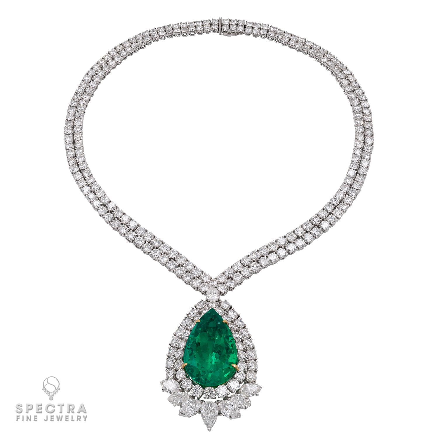 Contemporary AGL Certified 47.76 Carat Colombian Emerald Diamond Pendant Necklace For Sale