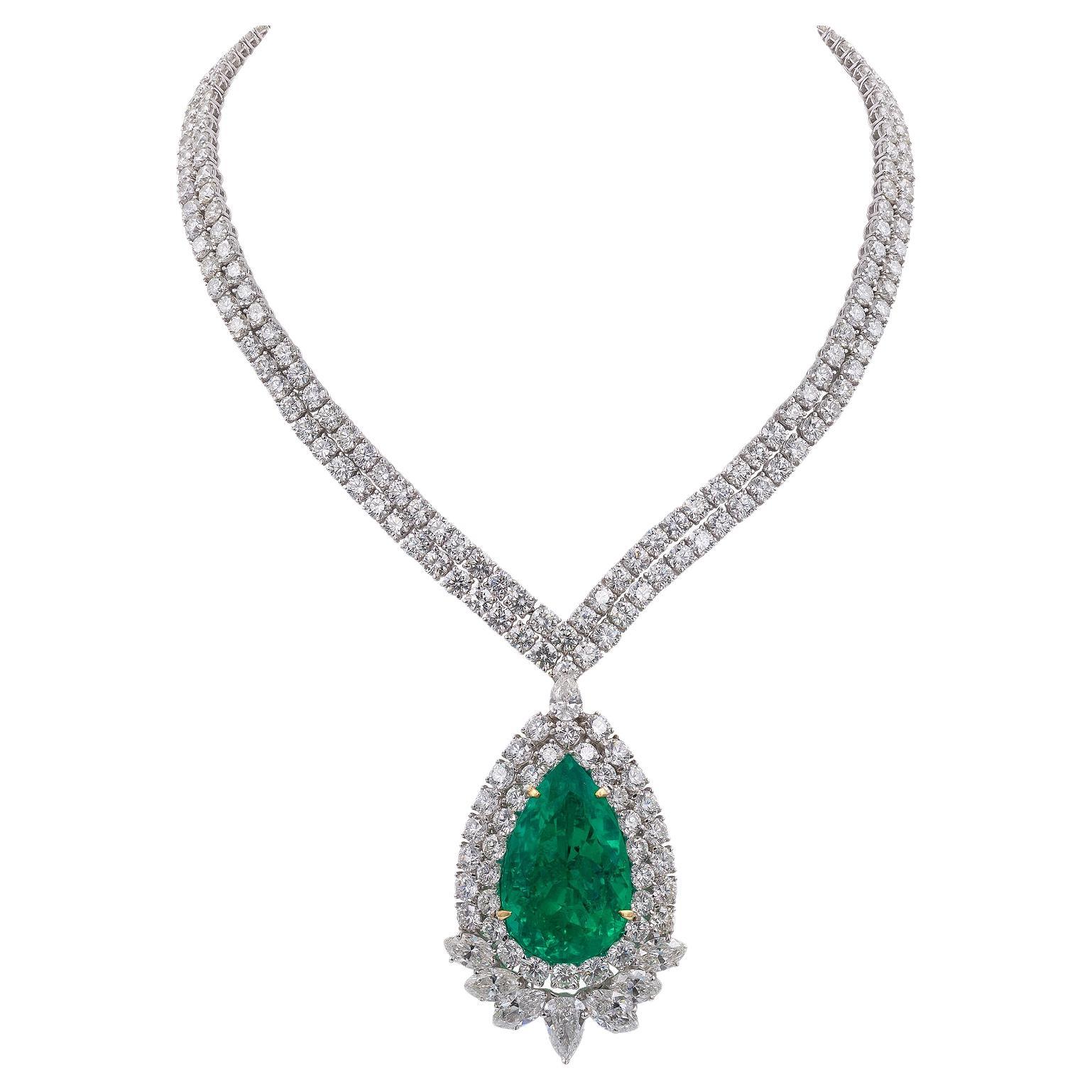 AGL Certified 47.76 Carat Colombian Emerald Diamond Pendant Necklace For Sale