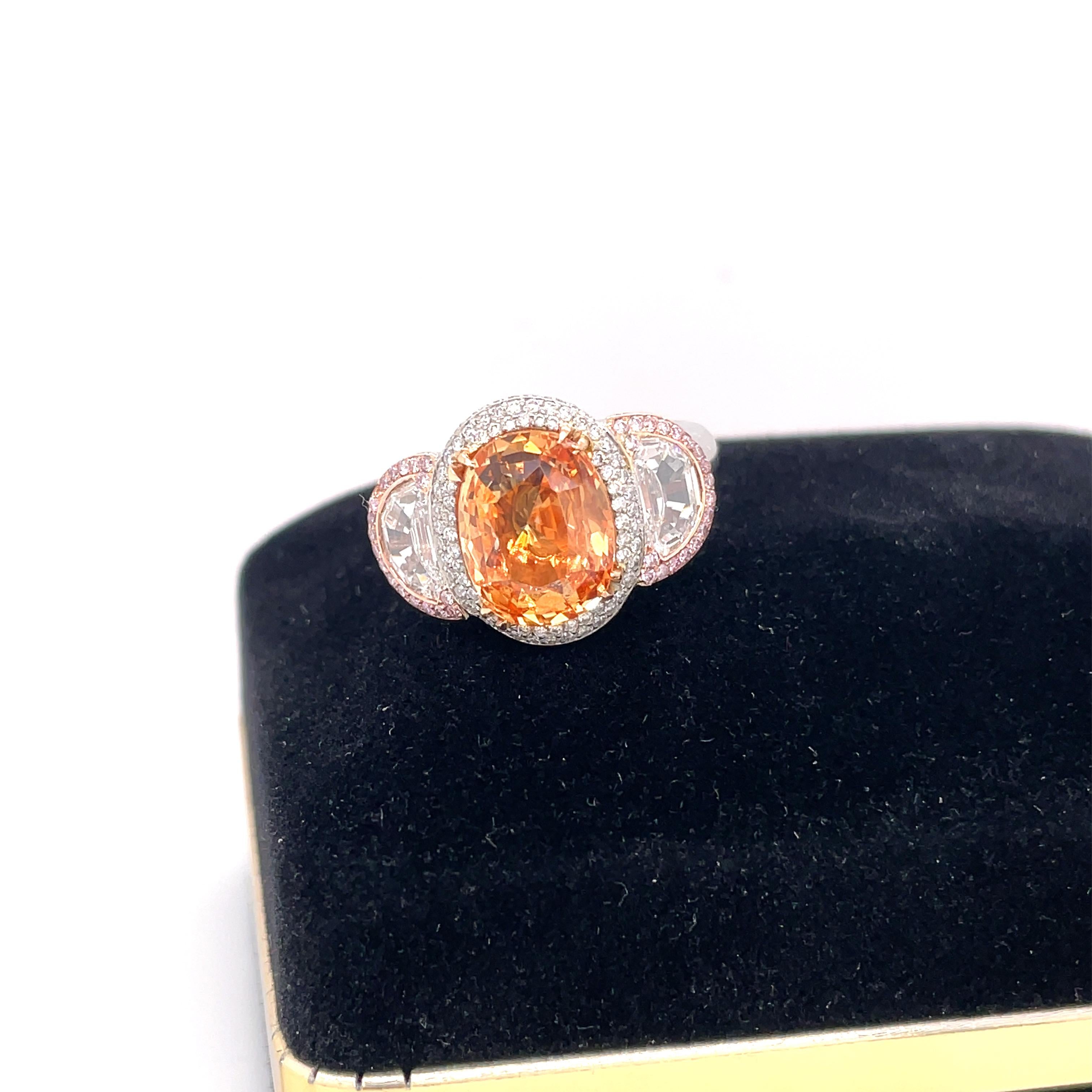 AGL zertifiziert 5,08ct Padparadscha Saphir Platin 18K Drei Stein Ring im Angebot 3