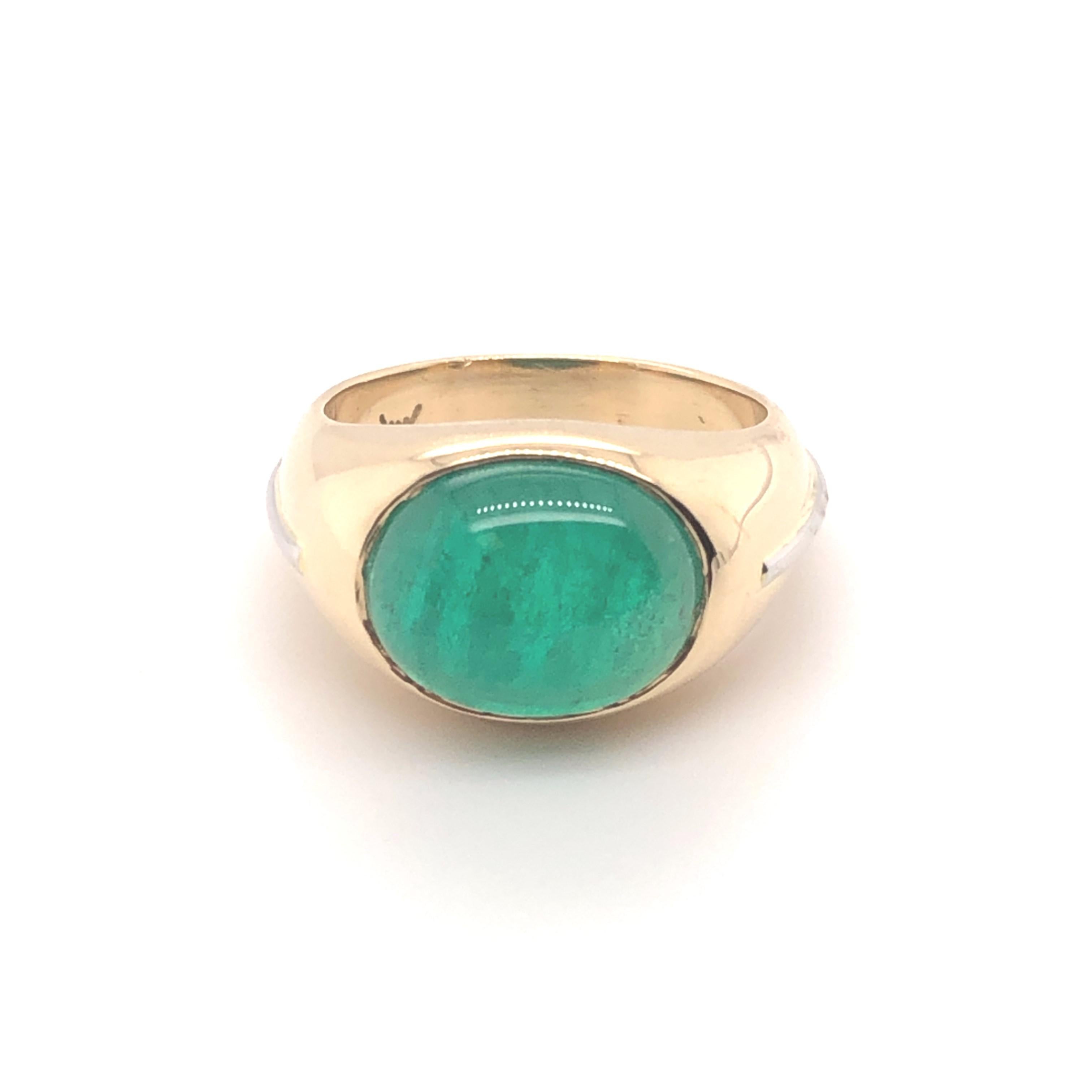 Cabochon AGL Certified 5.11 Carat Colombian Emerald Ring in 18 Karat Gold and Platinum