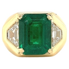Vintage AGL Certified 5.40 Carat Emerald Minor Oil with Trapezoid Diamond 18k Gold Ring
