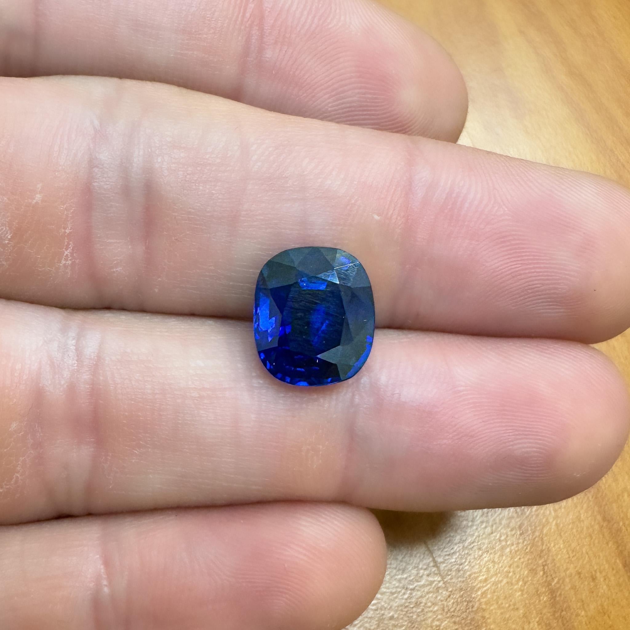 AGL Certified 5.75 Carat Burma No Heat Cushion Cut Blue Sapphire Loose Stone For Sale 4