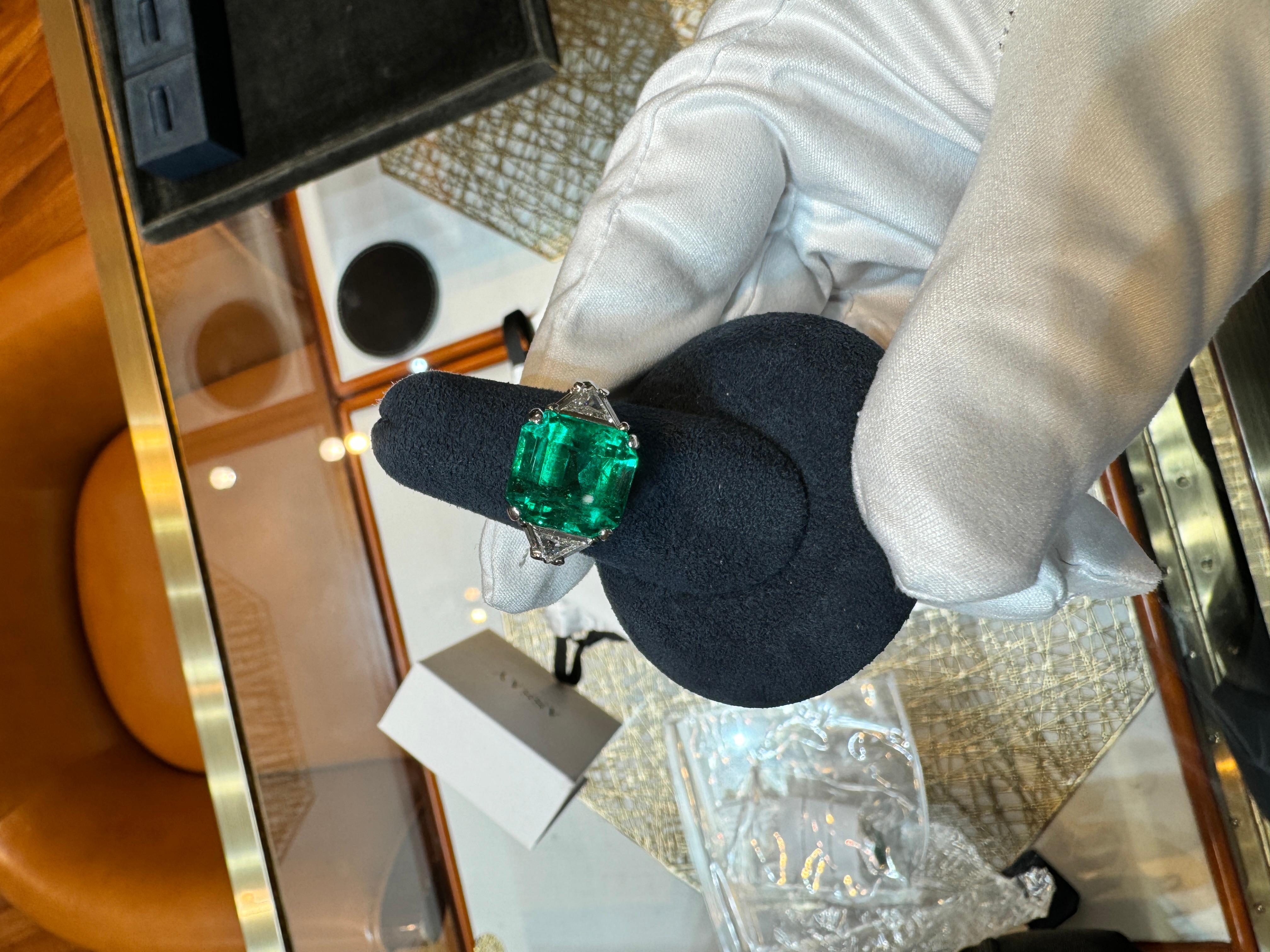 AGL zertifiziert 8,01 Karat kein Öl kolumbianischen Smaragd Vintage Platinum Ring im Angebot 1