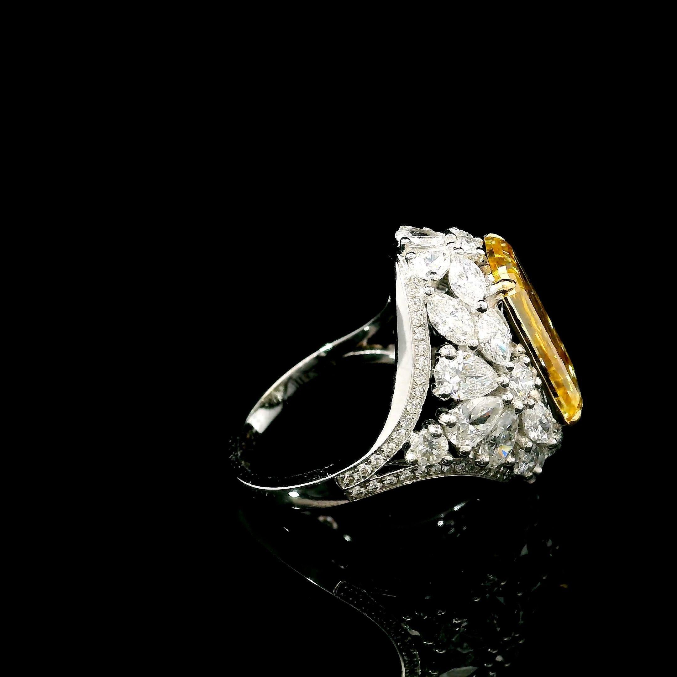 AGL Certified 8.01 Carat U - V Colour VS2 Clarity Diamond Ring For Sale 2