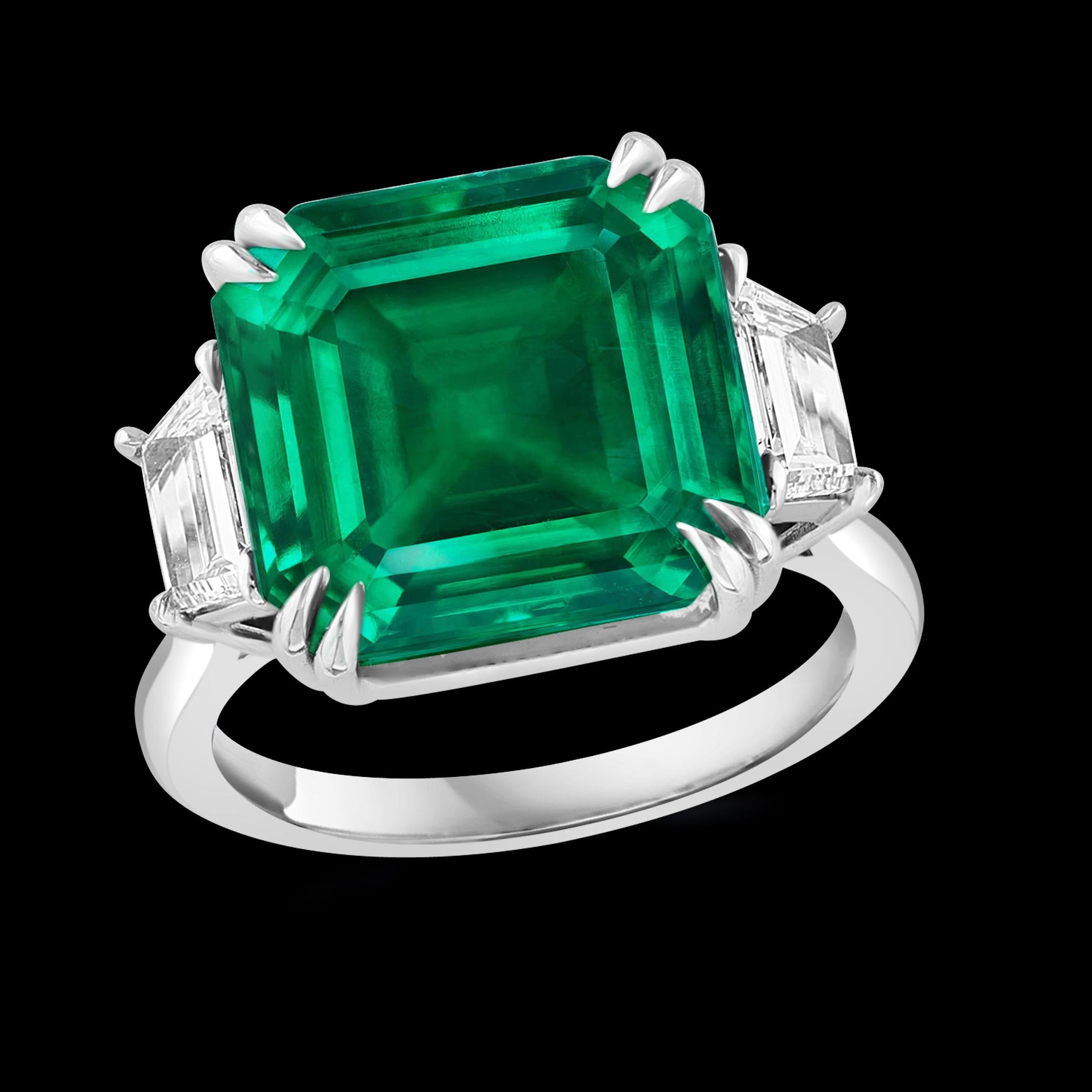 AGL Certified 8.90 Colombian Emerald , Insignificant & Solitaire Diamond Ring  For Sale 12