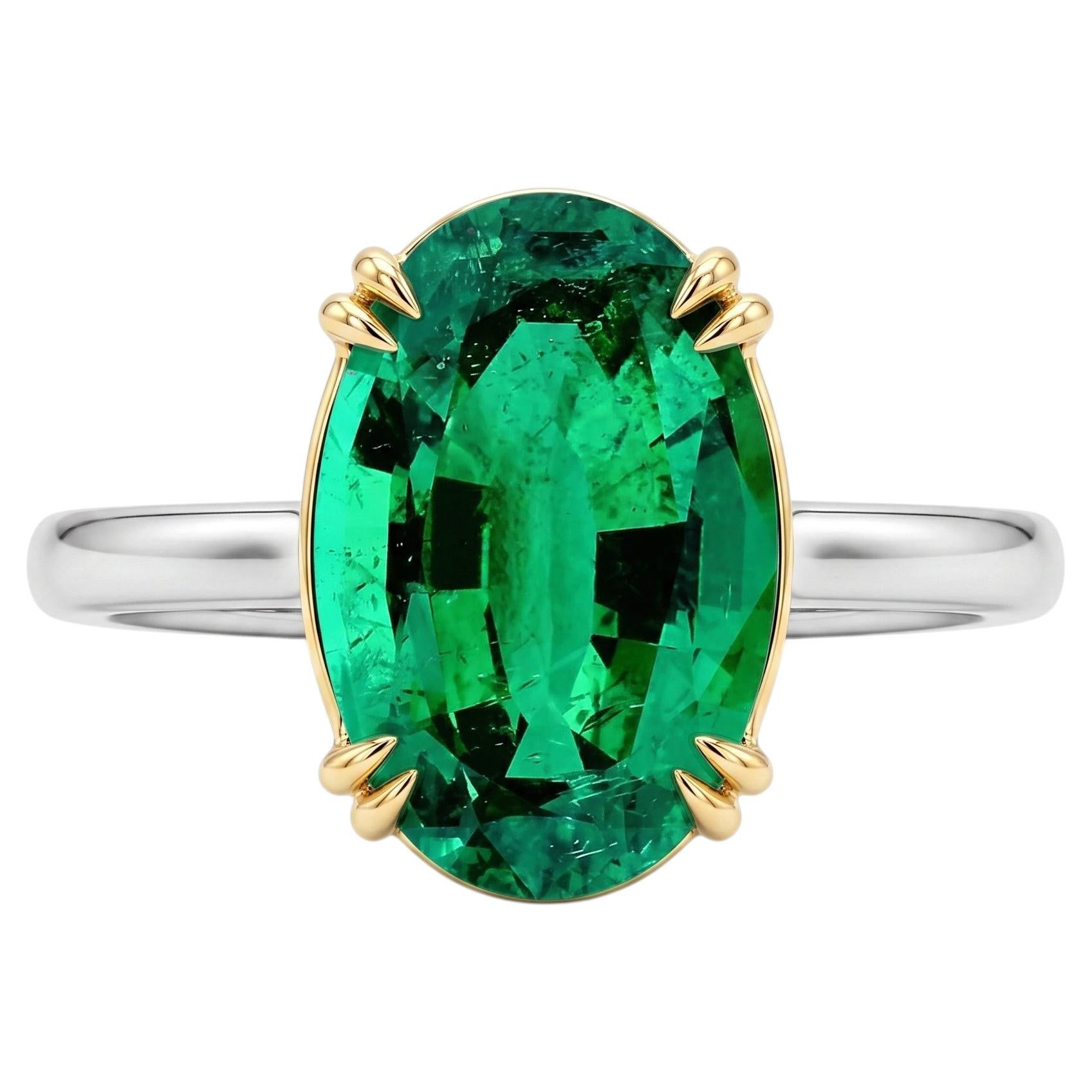 AGL Certified 9 Carat Emerald Ring Made-to-Order For Sale