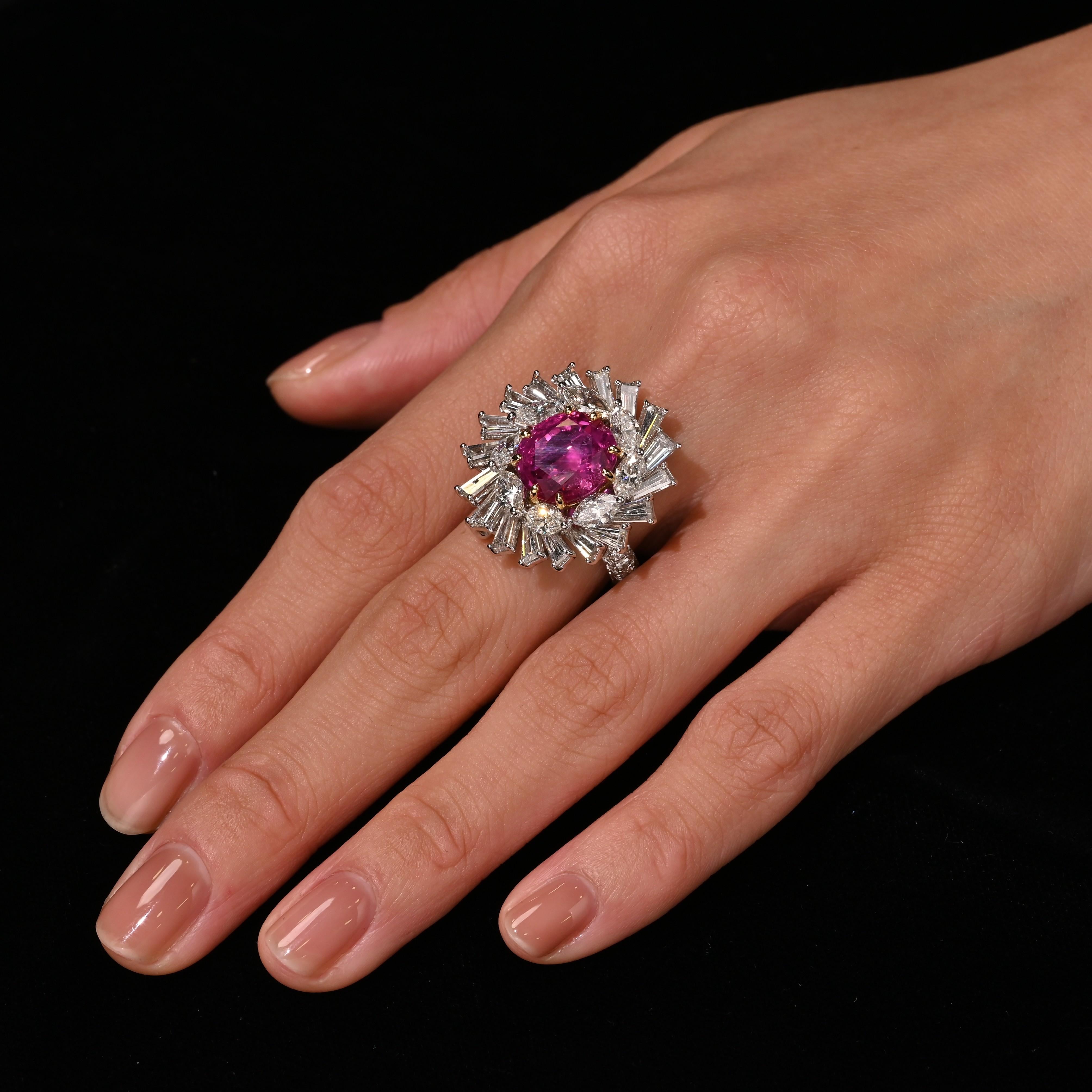 Taille ovale Bague à pendentif détachable en saphir rose de Birmanie certifié AGL, de 9,55 carats, sans chaleur en vente