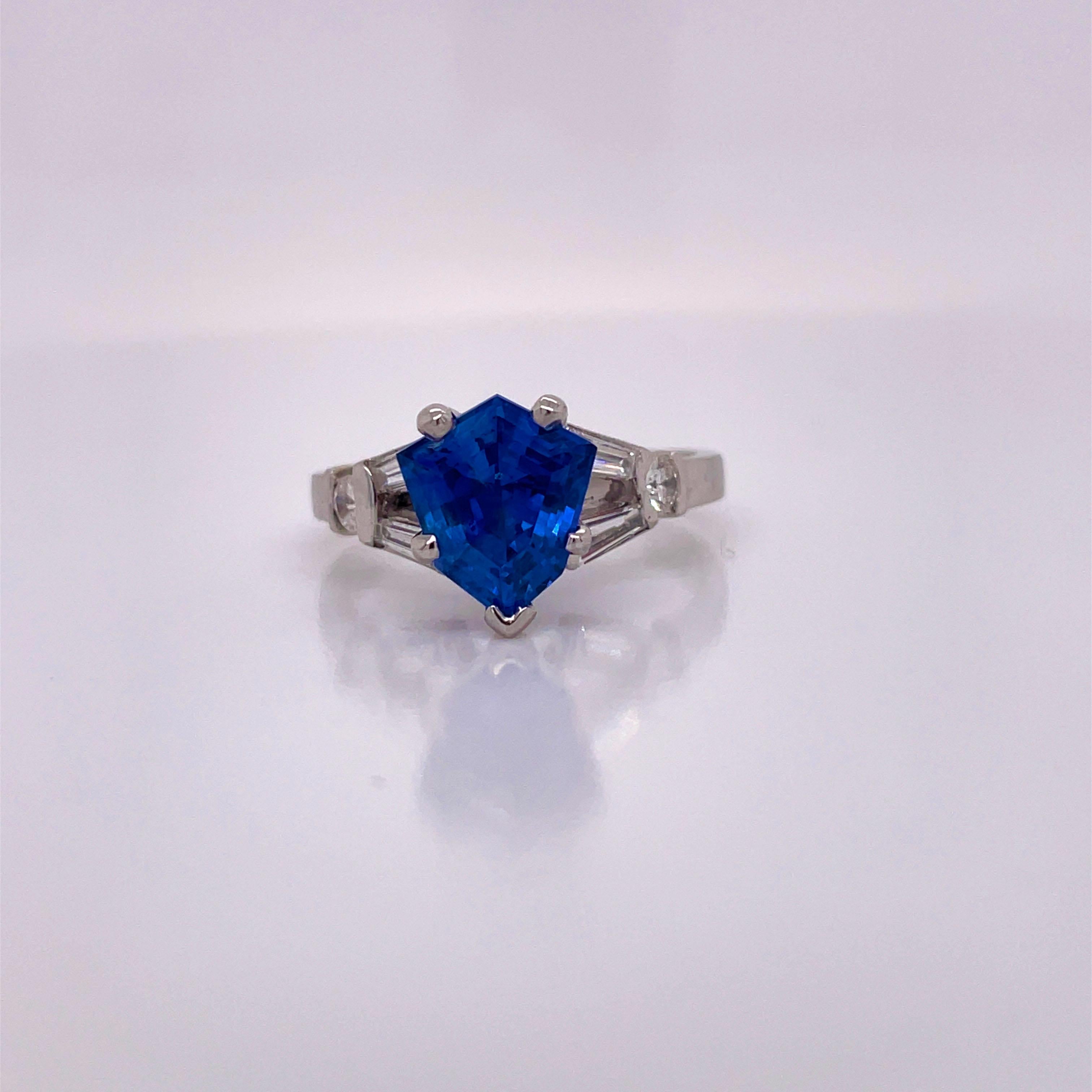 AGL Certified Blue Sapphire and Tapered Baguettes 1950s Platinum Ring 2