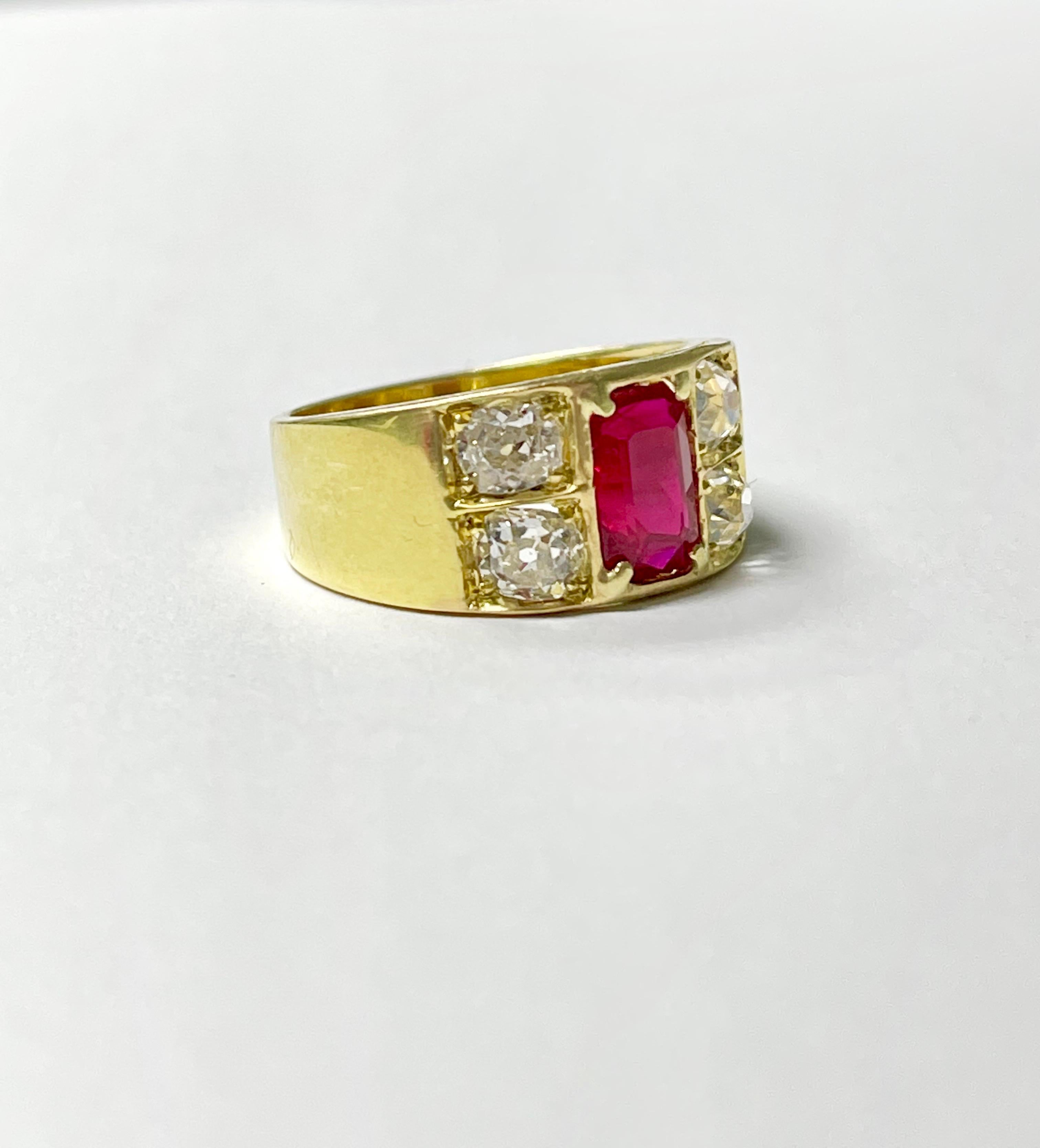 AGL Certified Burma Heated Emerald Cut Ruby and Diamond Ring in 18K Yellow Gold In Excellent Condition For Sale In New York, NY