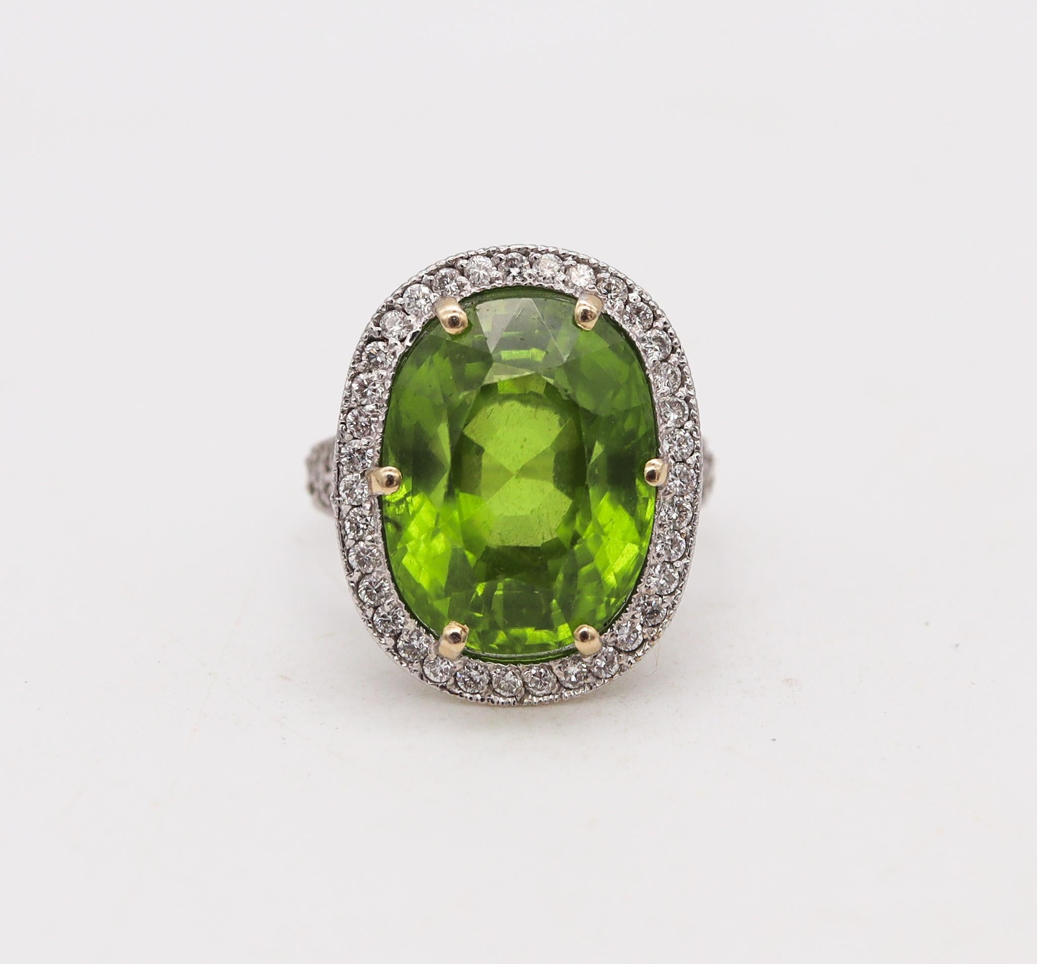 AGL Certified Cocktail Ring 18Kt White Gold 15.13 Cts Burmese Peridot & Diamonds In Excellent Condition For Sale In Miami, FL