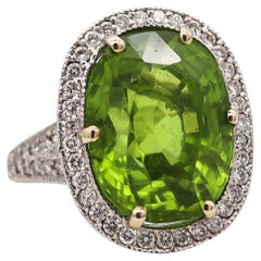 AGL Certified Cocktail Ring 18Kt White Gold 15.13 Cts Burmese Peridot & Diamonds