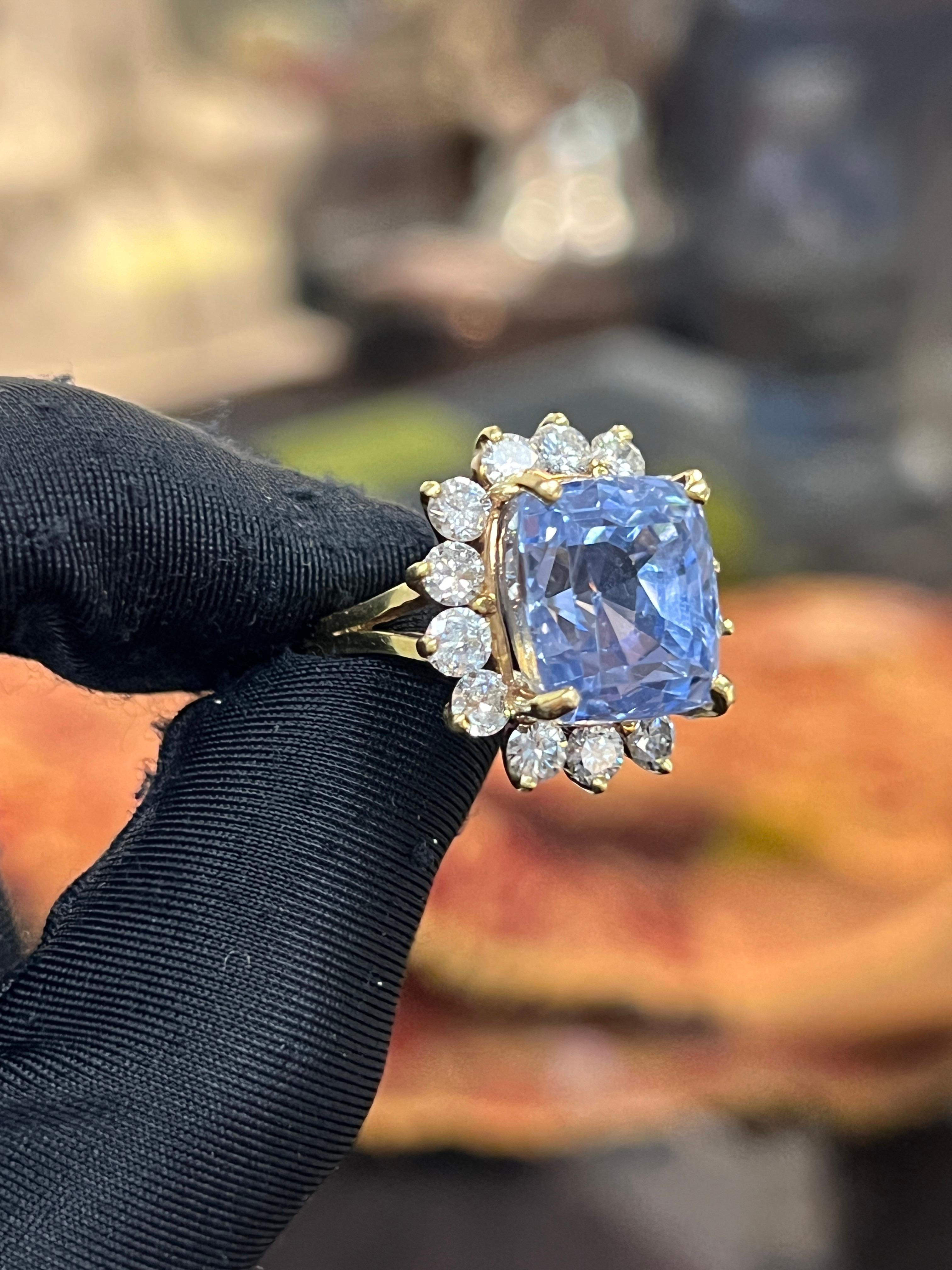 AGl Certified Cushion Sapphire and Diamond Cocktail Ring In Excellent Condition For Sale In New York, NY