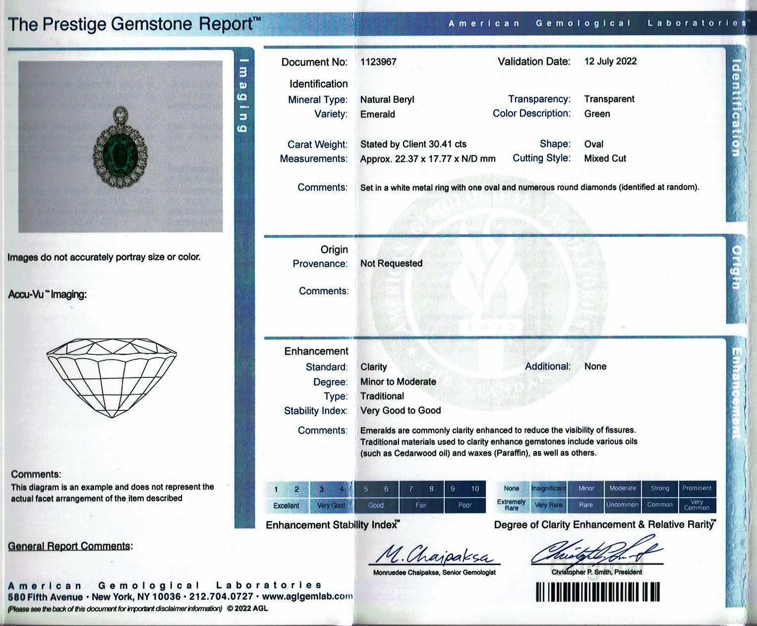 AGL Emeraude certifiée 30,41 ct pendentif halo diamant Neuf - En vente à Los Angeles, CA