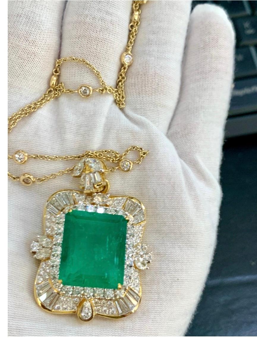 AGL Certified Minor 23.84 Ct Colombian Emerald & Diamond Pendent/Necklace Estate 8
