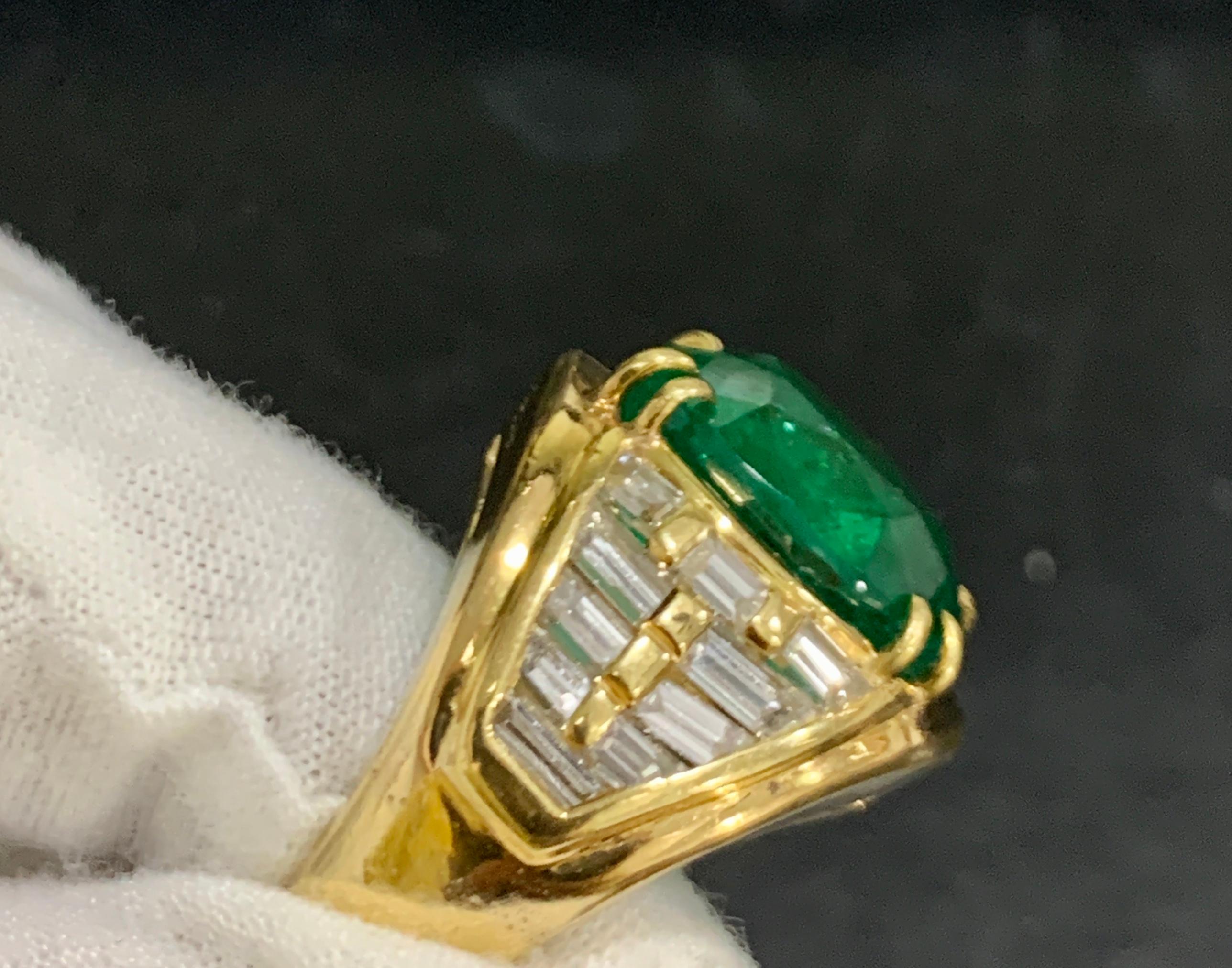 AGL Certified Minor Traditional 15Ct Colombian Emerald & Diamond Ring 18K Unisex For Sale 3