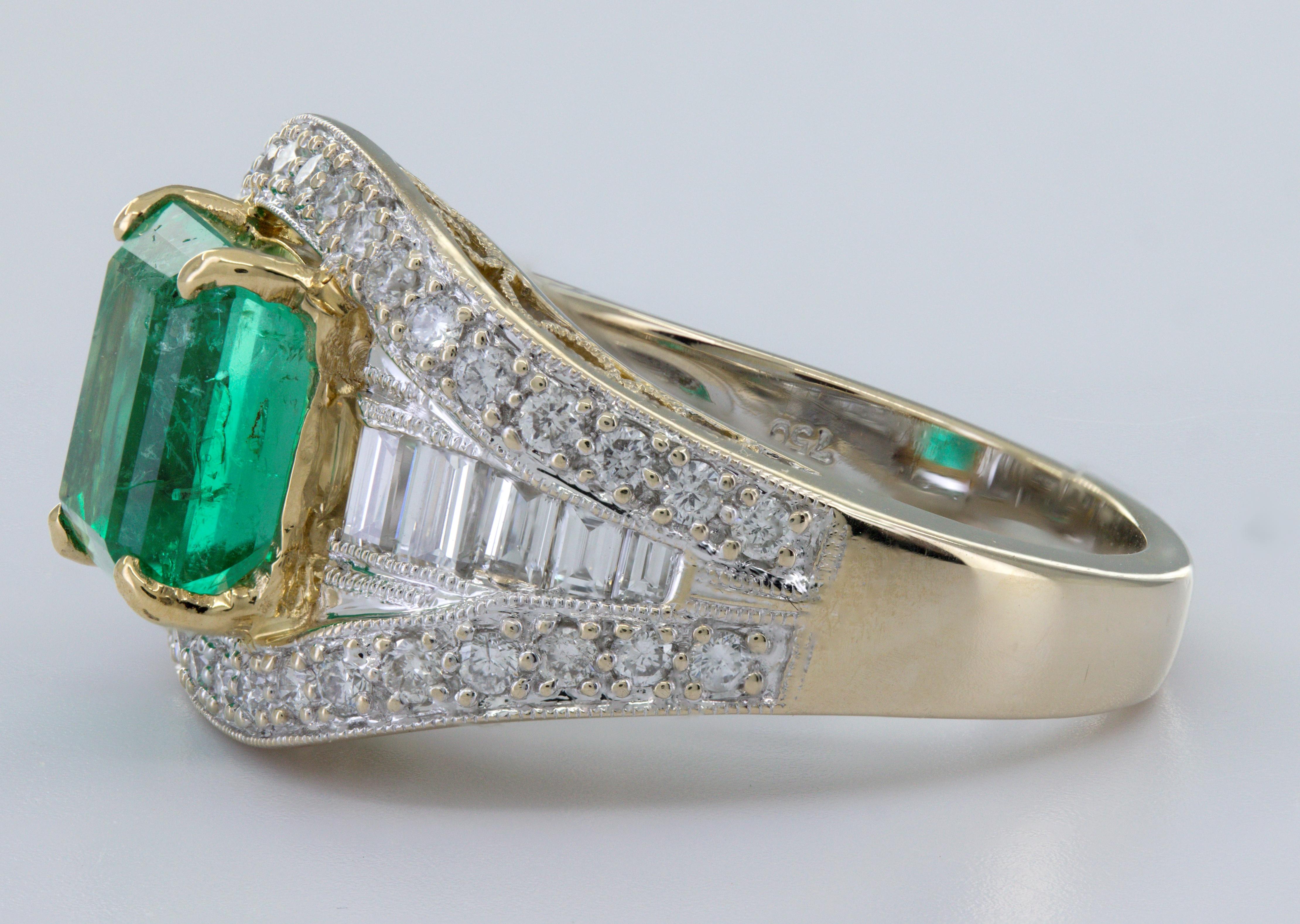 Women's or Men's AGL Certified Natural Emerald, Diamond, 18K Yellow Gold Ring For Sale