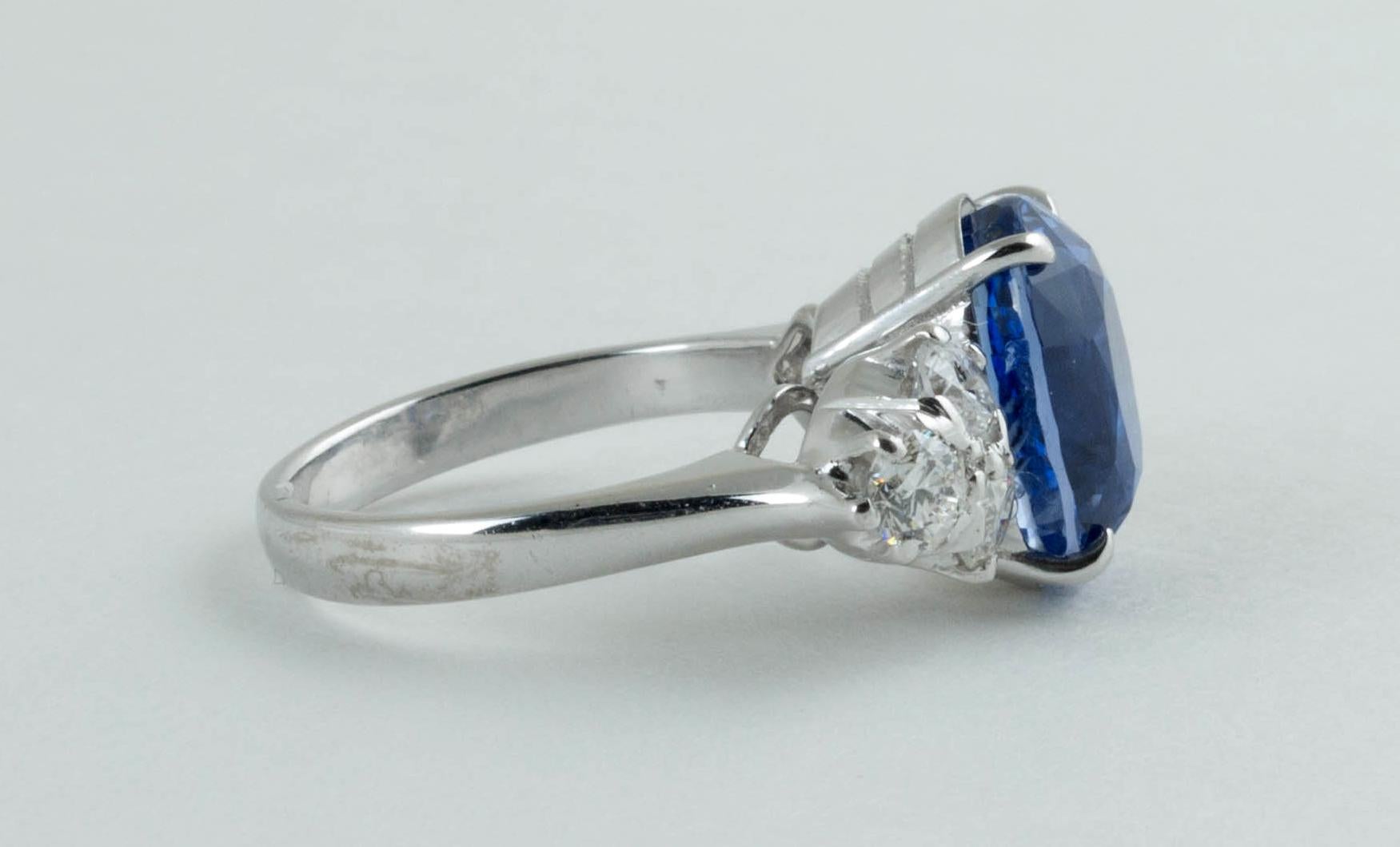 Women's or Men's AGL Certified Natural No Heat Ceylon Blue Sapphire Diamond Gold Ring For Sale