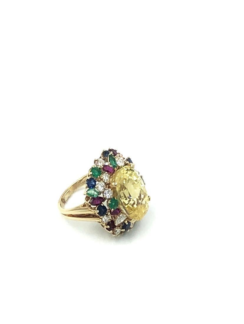 AGL Certified Natural No Heat Yellow Sapphire Ring, Oscar Heyman, 1960s In Good Condition For Sale In West Palm Beach, FL