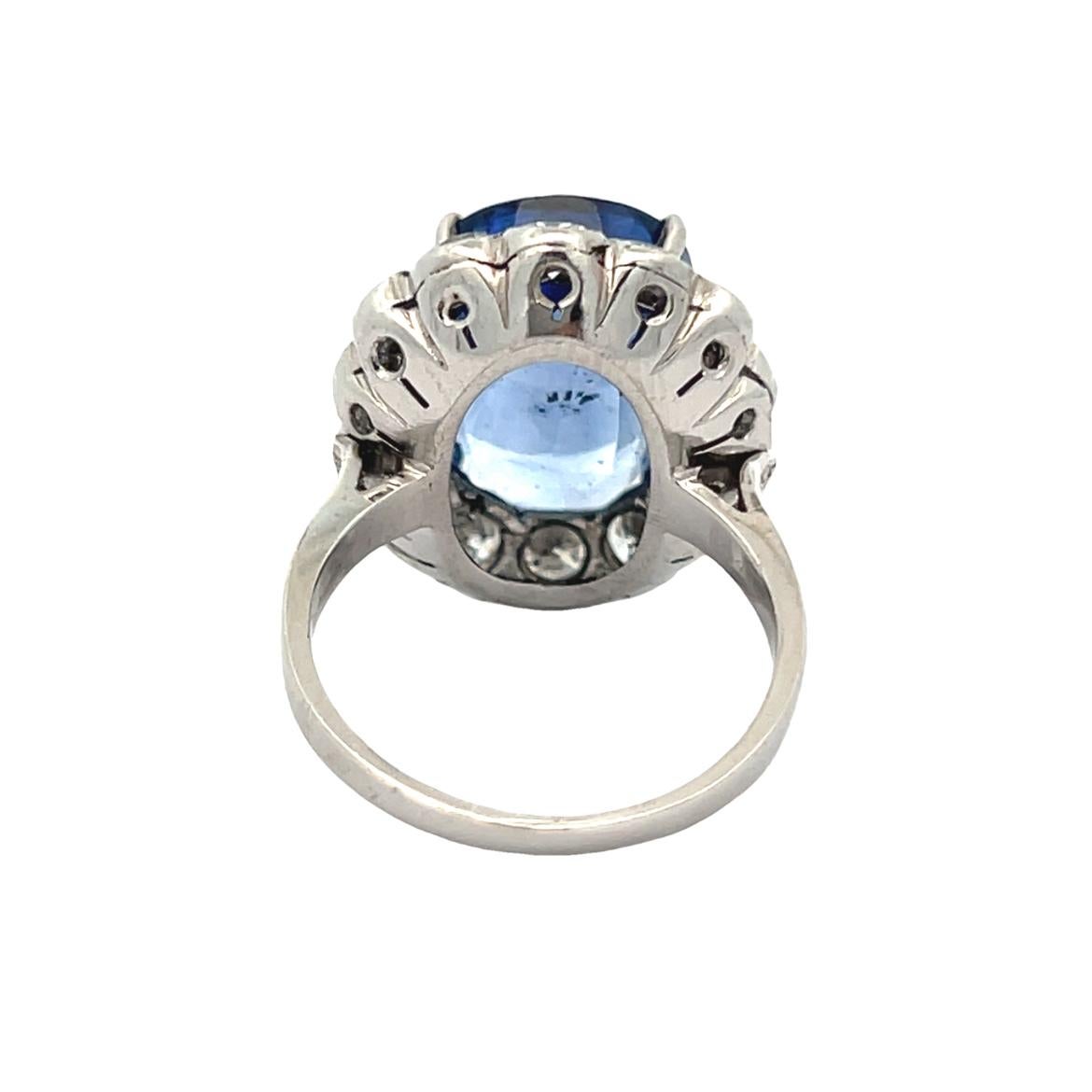 AGL Certified Natural Oval Sapphire and Diamond Ring For Sale 4
