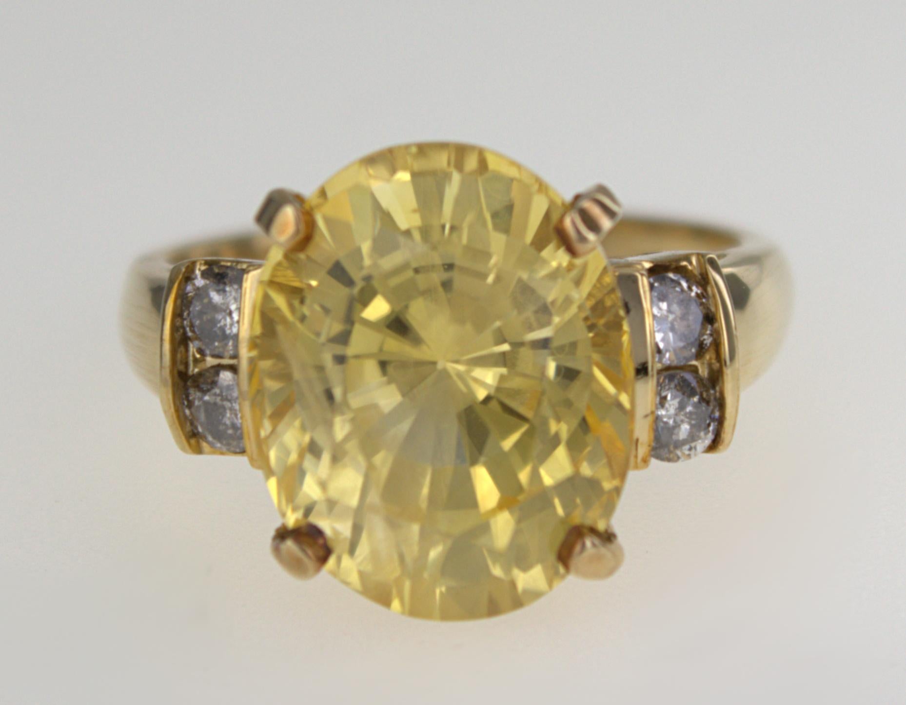 AGL Certified Natural Yellow Sapphire, Diamond, 14K Yellow Gold Ring For Sale 4