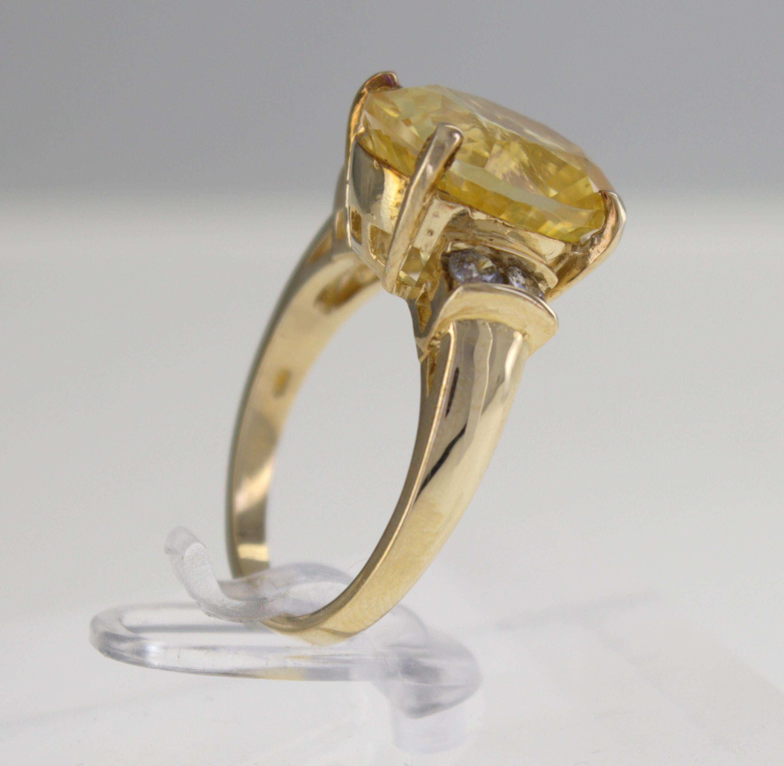 AGL Certified Natural Yellow Sapphire, Diamond, 14K Yellow Gold Ring For Sale 1