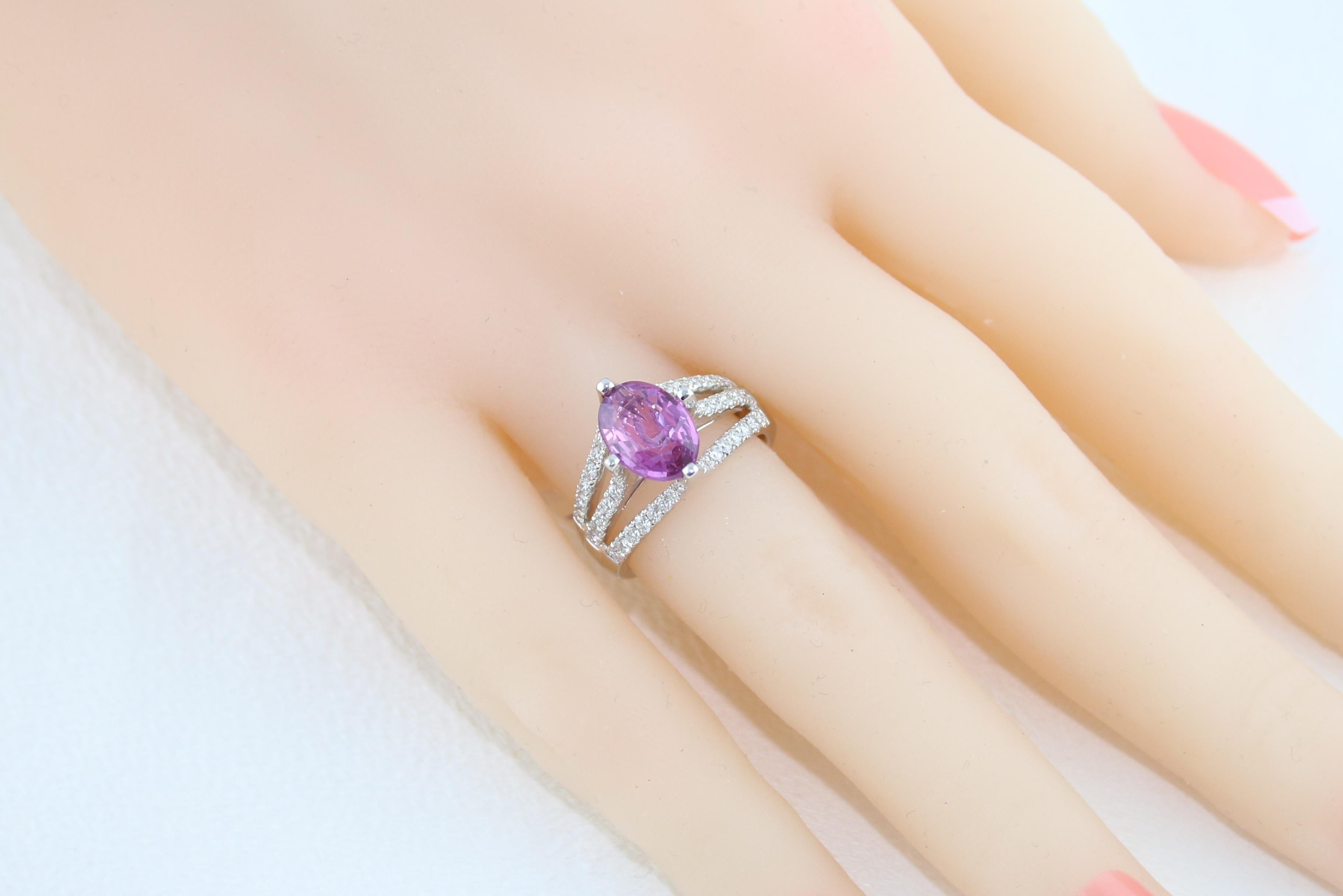 AGL Certified No Heat 2.86 Carat Oval Purple Pink Sapphire Diamond Gold Ring For Sale 2