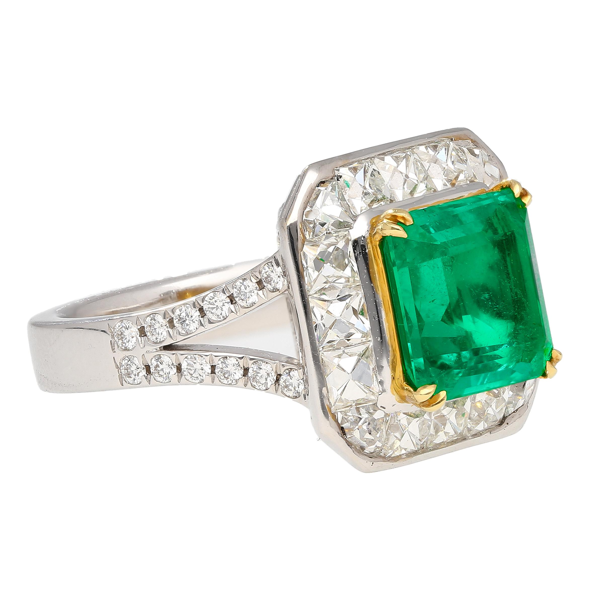 AGL Certified No Oil 2.54 Carat Colombian Emerald & Old French Cut Diamond Ring In New Condition For Sale In Miami, FL
