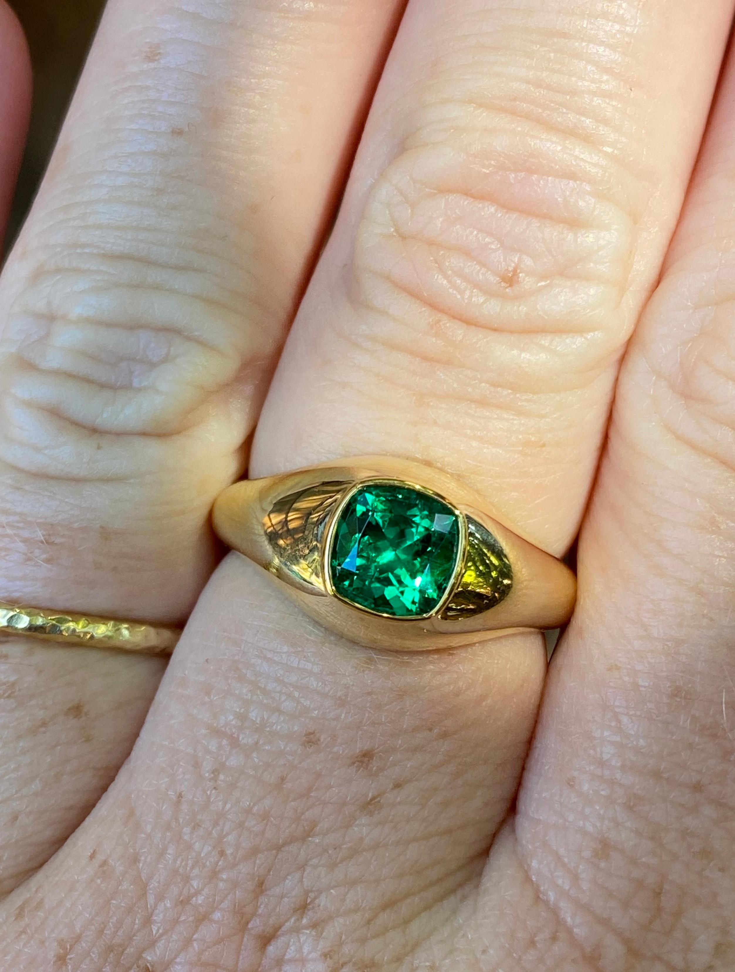 emerald cut signet ring