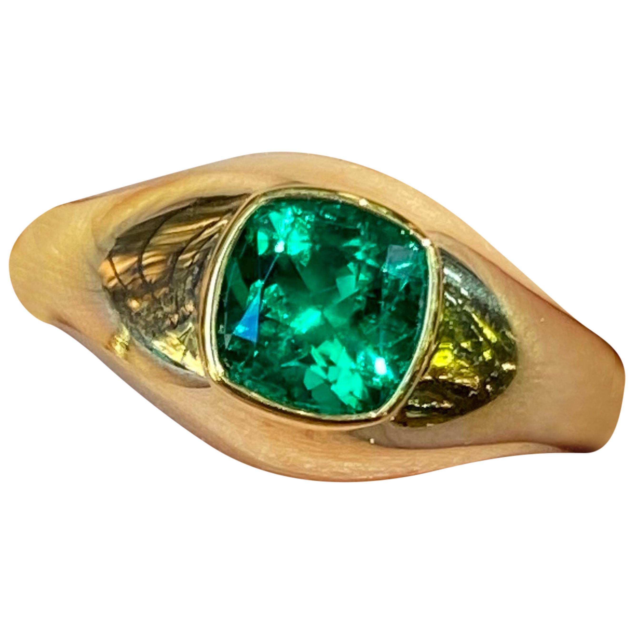 AGL Certified No Oil Colombian Emerald Cushion Cut Signet Ring in 18 Karat Gold