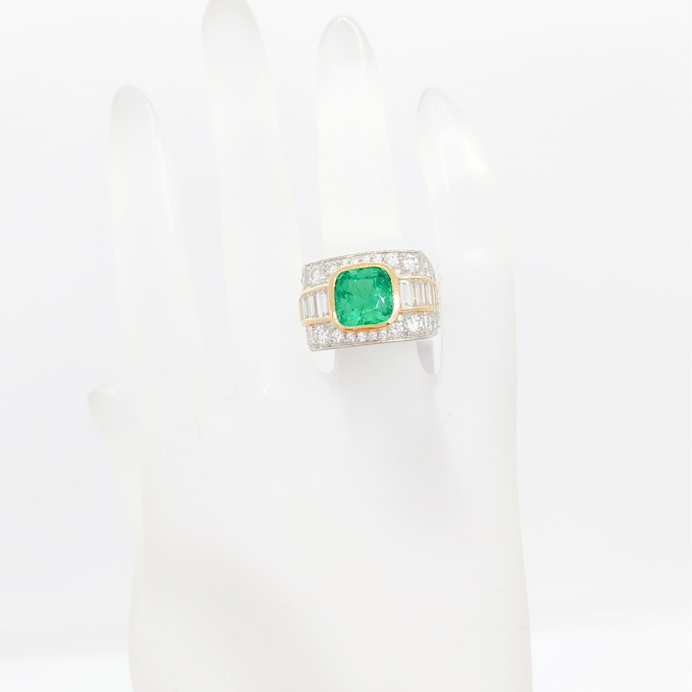AGL Colombian Emerald and Diamond Cocktail Ring in 18k and Platinum For Sale 5