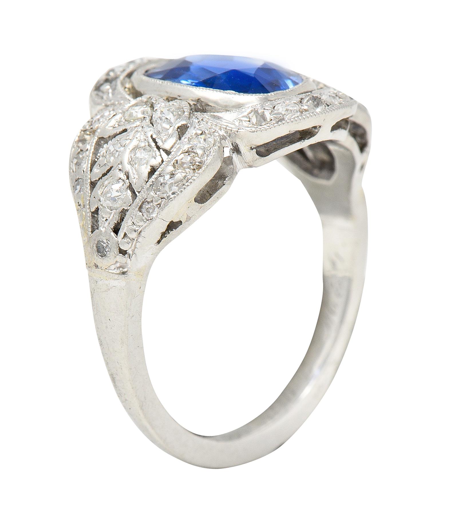 AGL Bague dîner en platine avec saphir de Birmanie de 2,56 carats sans chaleur et diamants, style édouardien  en vente 3