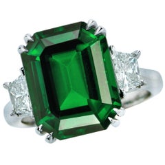 Vivid Diamonds 9.79 Carat Tsavorite Garnet and Diamond Three-Stone Ring