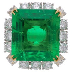 AGL GRS Certified 14.36 Carat Colombian Emerald & Diamond 18K Gold Cocktail Ring