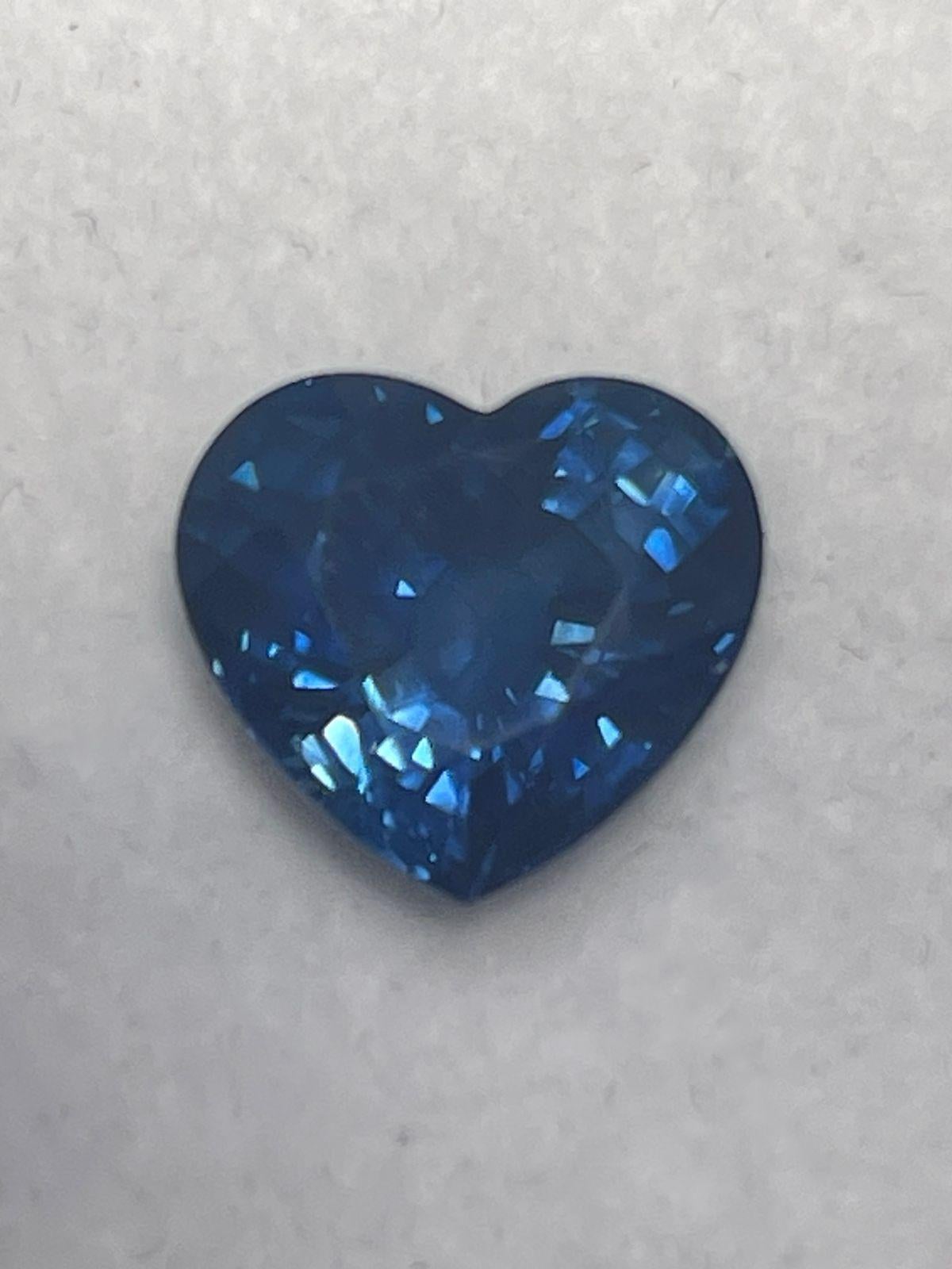 AGL/GRS Certified 9.99 Carat Unheated Sapphire For Sale 6