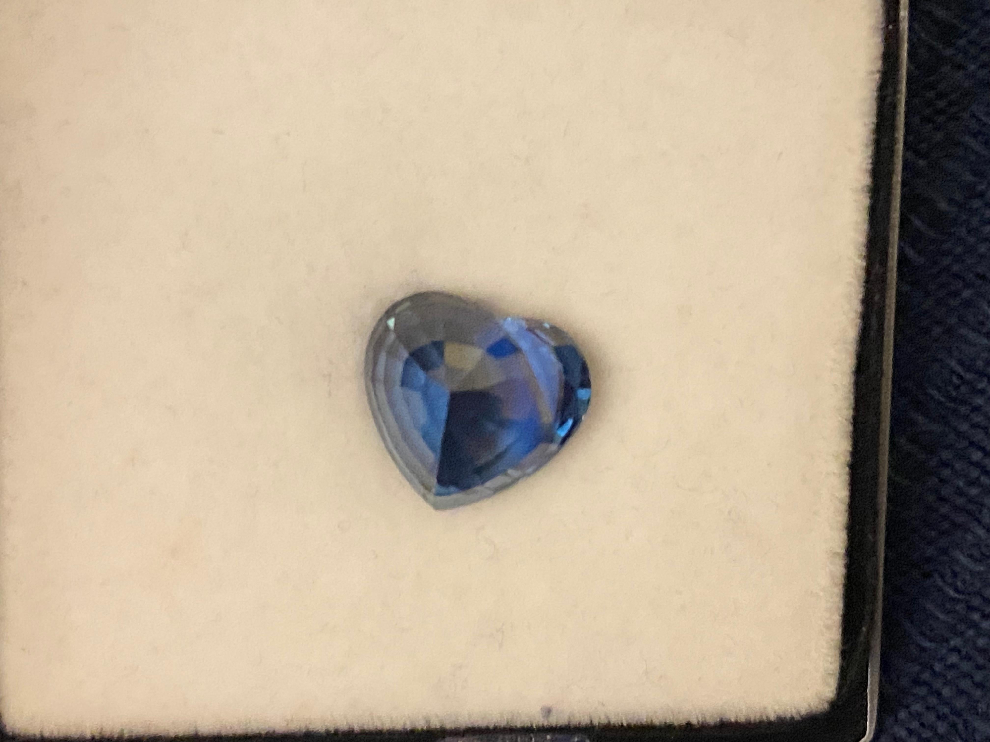 AGL/GRS Certified 9.99 Carat Unheated Sapphire For Sale 1