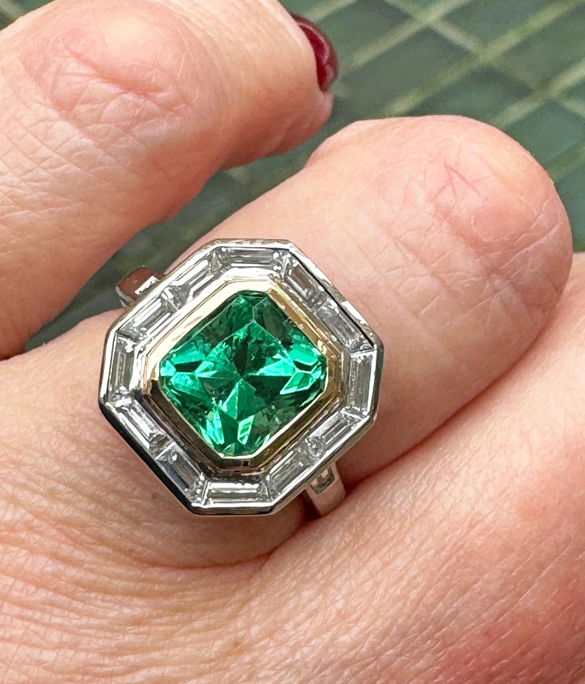  AGL Insignificant VVS 4.66ctw Natural Green Emerald Diamond Platinum 18k Ring For Sale 9