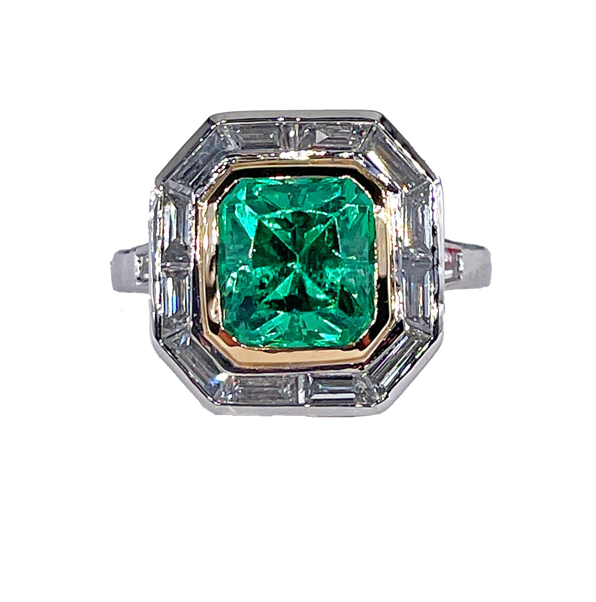  AGL Insignificant VVS 4.66ctw Natural Green Emerald Diamond Platinum 18k Ring For Sale 3