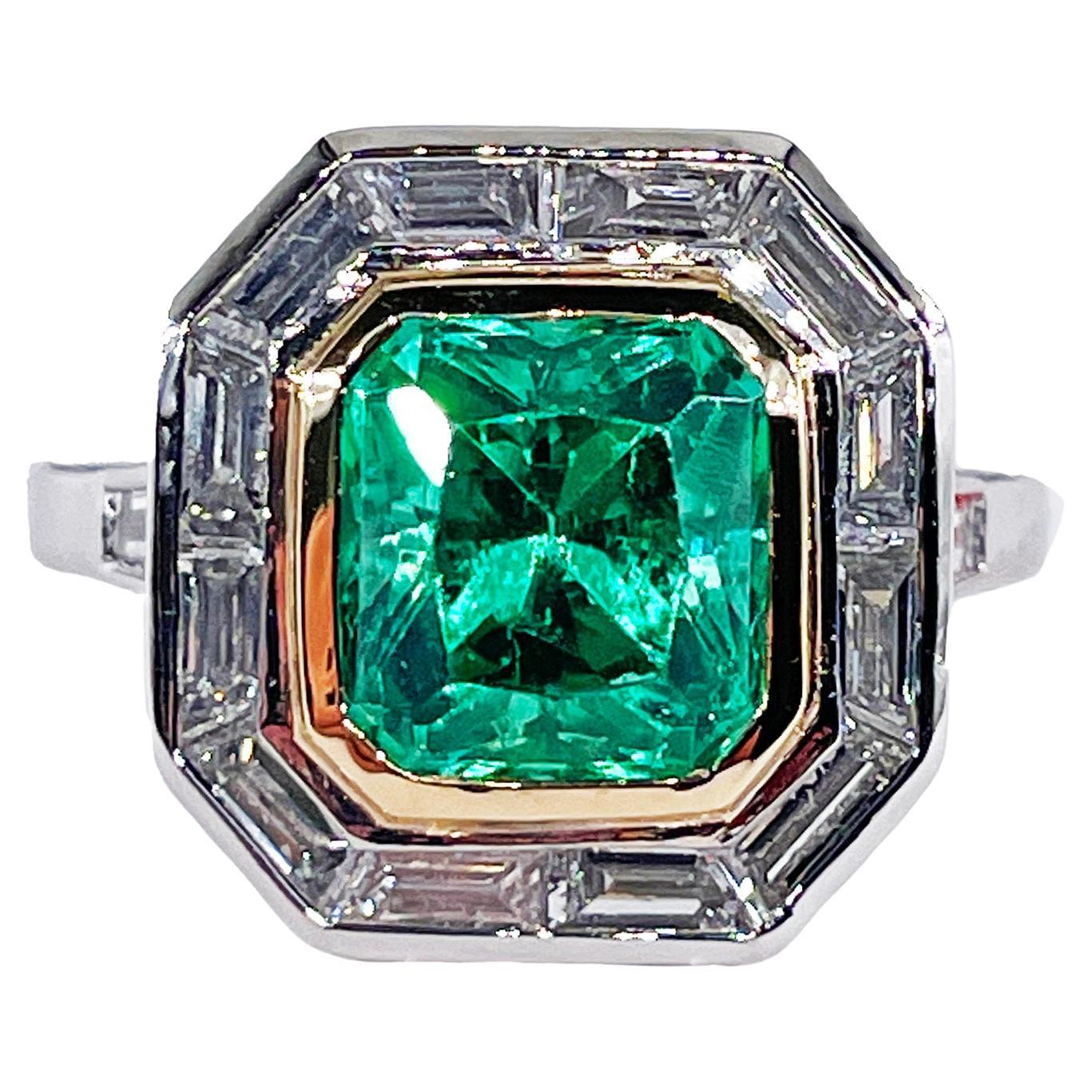  AGL Insignificant VVS 4.66ctw Natural Green Emerald Diamond Platinum 18k Ring For Sale