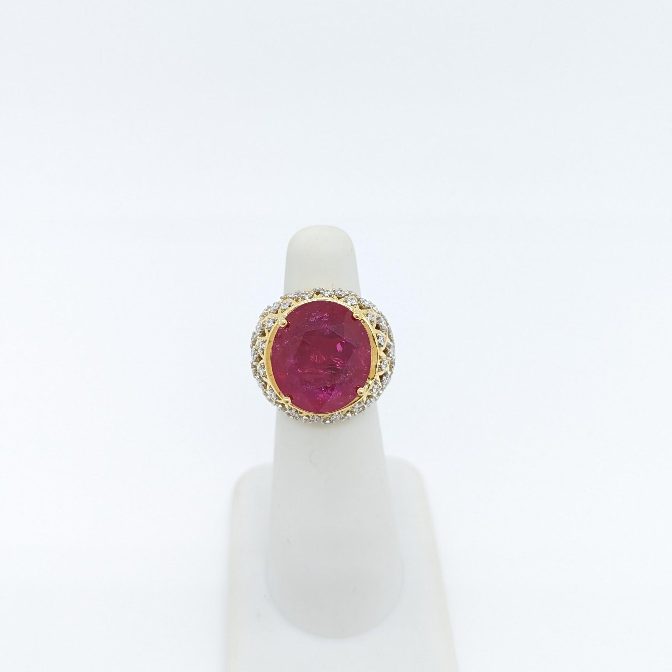 AGL Mozambique Ruby and White Diamond Cocktail Ring in 18k Yellow Gold In New Condition For Sale In Los Angeles, CA