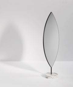 AGLAIA Miroir contemporain en métal satiné et marbre