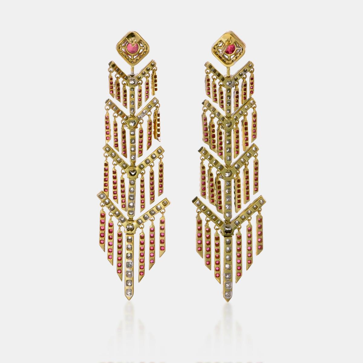 Oval Cut AGLThai Certified 4.13 Ct Burmese No Heat Pigeon Blood Ruby and Diamond Earrings For Sale