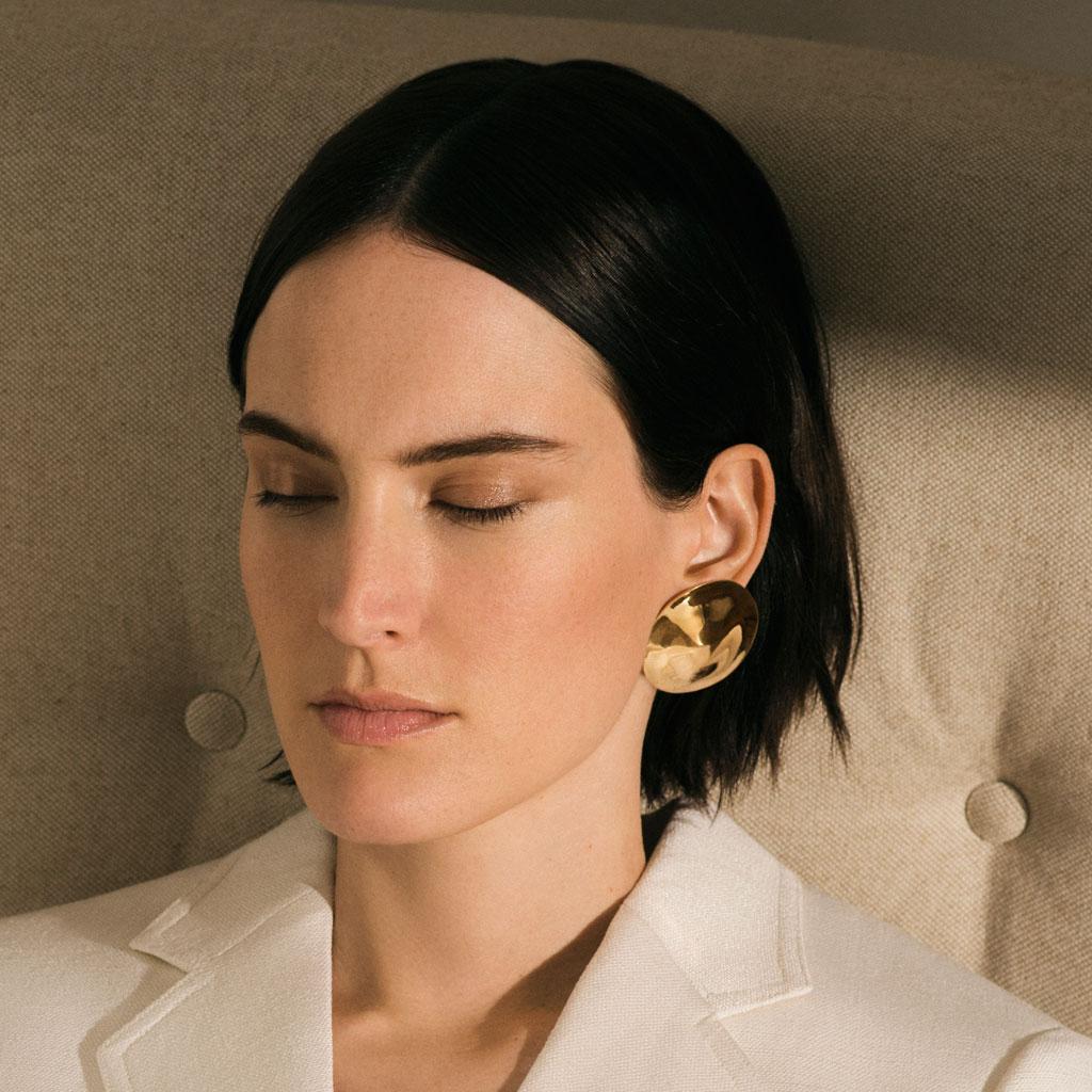 gold stud earrings for women