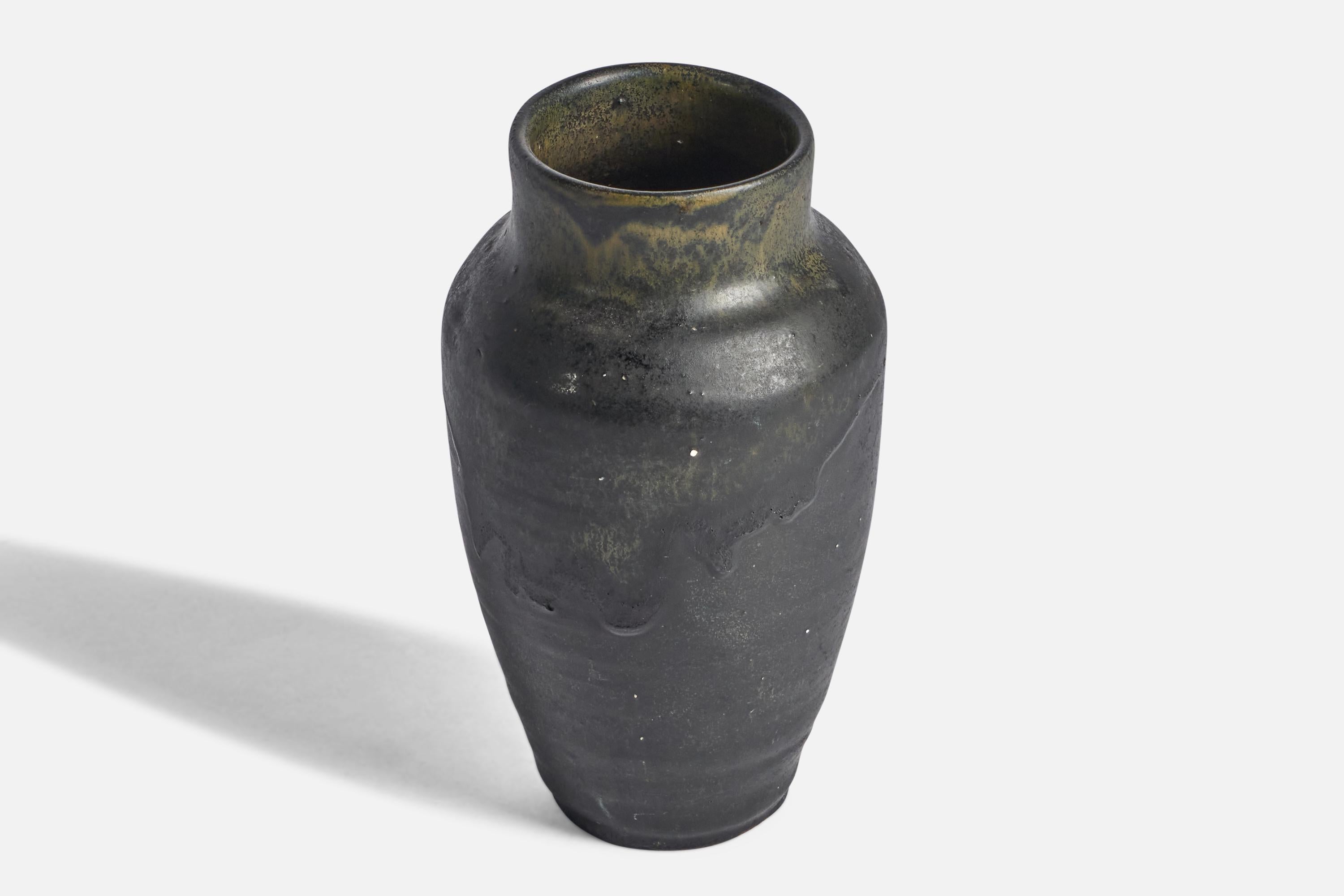 Mid-Century Modern Agne Aronsson, Vase, Stoneware, Sweden, 1970s For Sale