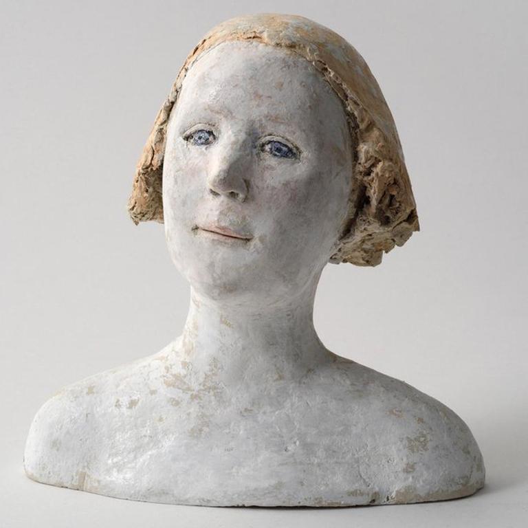 Buste de Petite Fille - Sculpture by Agnes Baillon