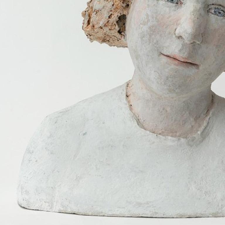 Julie - Contemporary Sculpture by Agnes Baillon