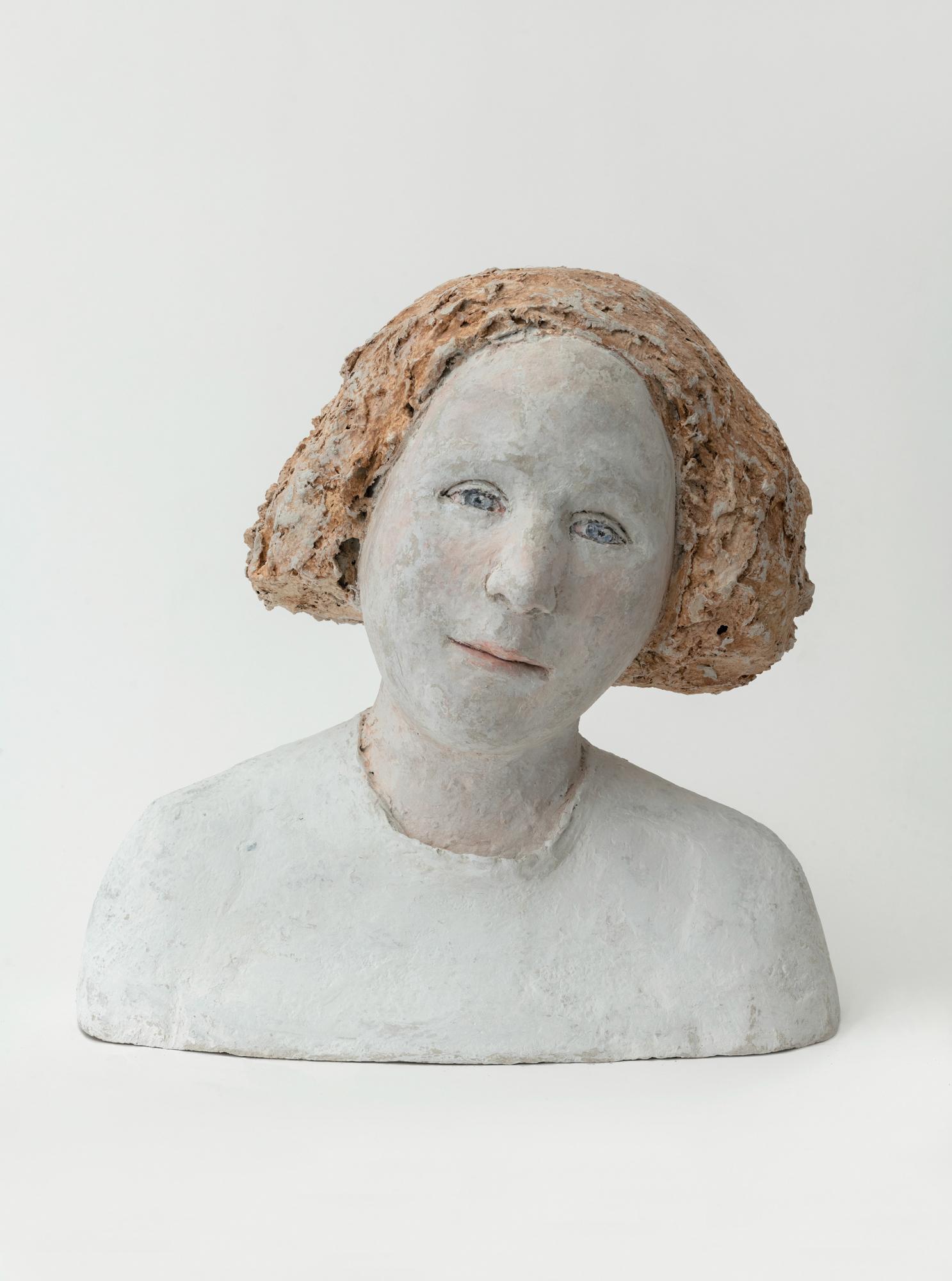 Agnes Baillon Figurative Sculpture - Julie